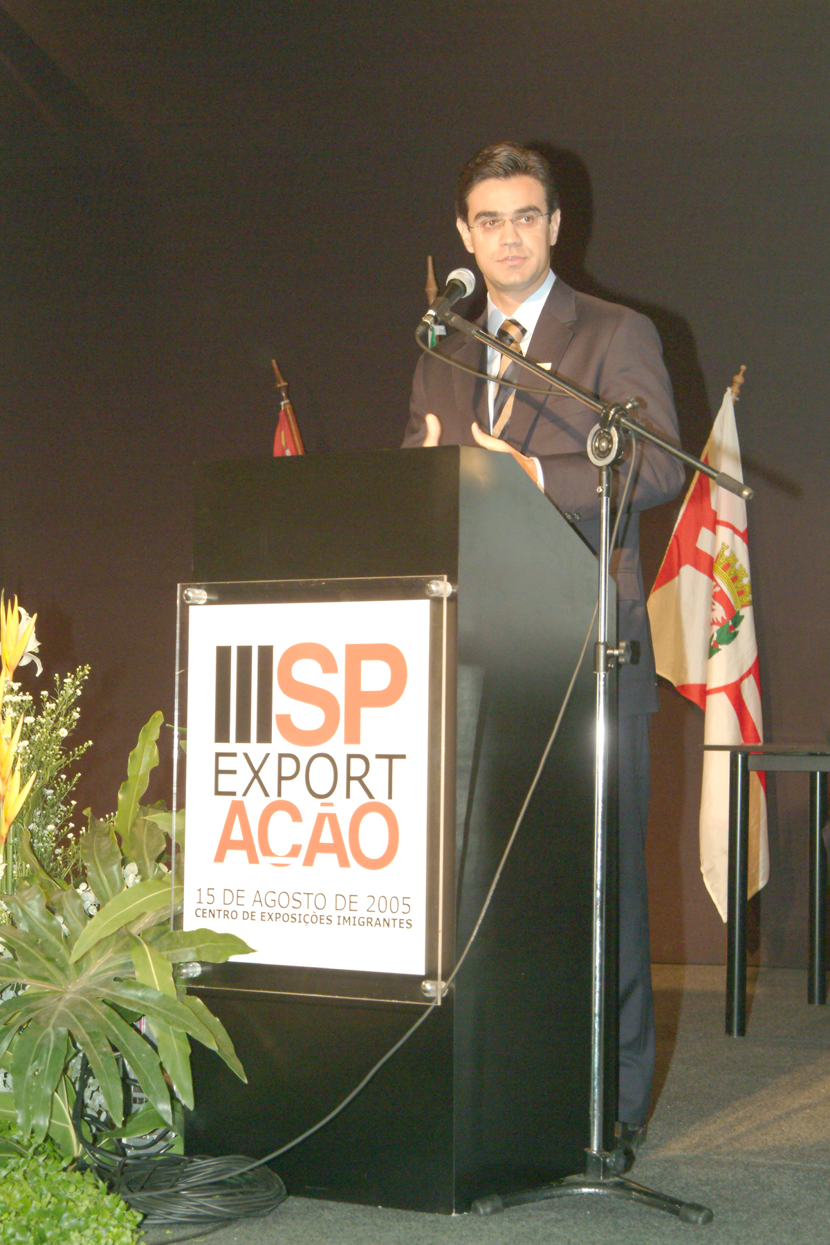 Presidente Rodrigo Garcia<a style='float:right;color:#ccc' href='https://www3.al.sp.gov.br/repositorio/noticia/03-2008/export05marc.jpg' target=_blank><i class='bi bi-zoom-in'></i> Clique para ver a imagem </a>