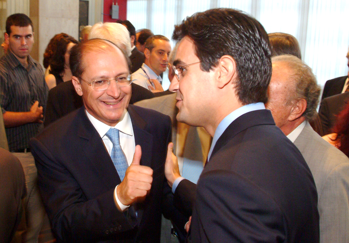 Governador Geraldo Alckmin e presidente Rodrigo Garcia<a style='float:right;color:#ccc' href='https://www3.al.sp.gov.br/repositorio/noticia/03-2008/govpres29ze.jpg' target=_blank><i class='bi bi-zoom-in'></i> Clique para ver a imagem </a>