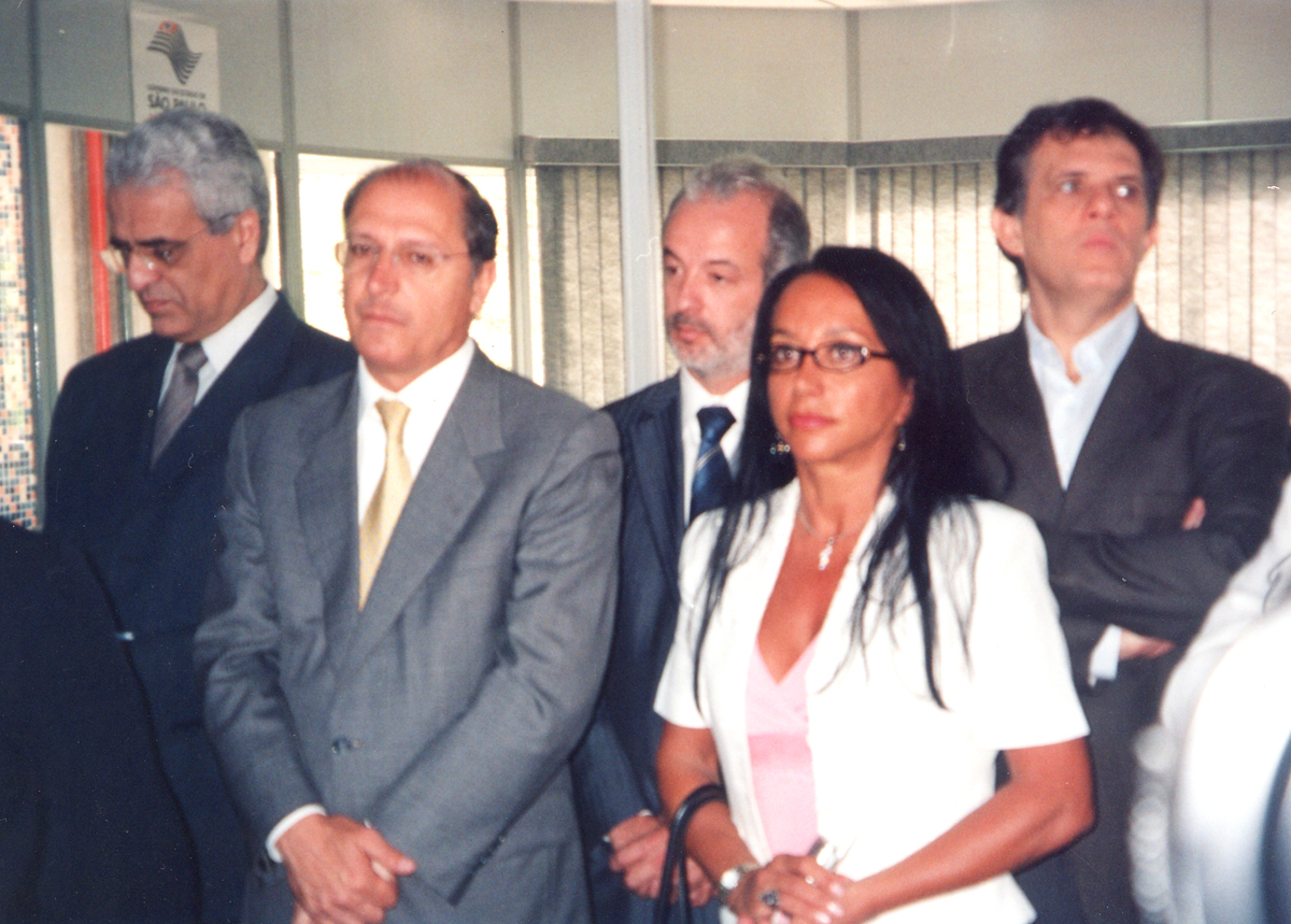 Deputada Havanir Nimtz participa junto com o governador Geraldo Alckmin da inaugurao de postos de acesso gratuito  Internet<a style='float:right;color:#ccc' href='https://www3.al.sp.gov.br/repositorio/noticia/03-2008/havanircptm.jpg' target=_blank><i class='bi bi-zoom-in'></i> Clique para ver a imagem </a>