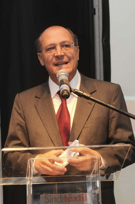 Governador Geraldo Alckmin<a style='float:right;color:#ccc' href='https://www3.al.sp.gov.br/repositorio/noticia/04-2011/JockeyClubMMY5042.jpg' target=_blank><i class='bi bi-zoom-in'></i> Clique para ver a imagem </a>