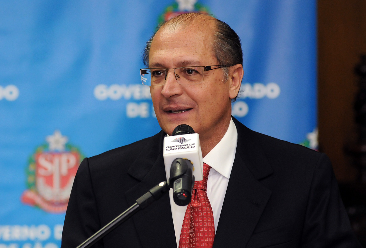 Governador Geraldo Alckmin<a style='float:right;color:#ccc' href='https://www3.al.sp.gov.br/repositorio/noticia/05-2011/AnuncioSalarialgov.alckminROB.jpg' target=_blank><i class='bi bi-zoom-in'></i> Clique para ver a imagem </a>