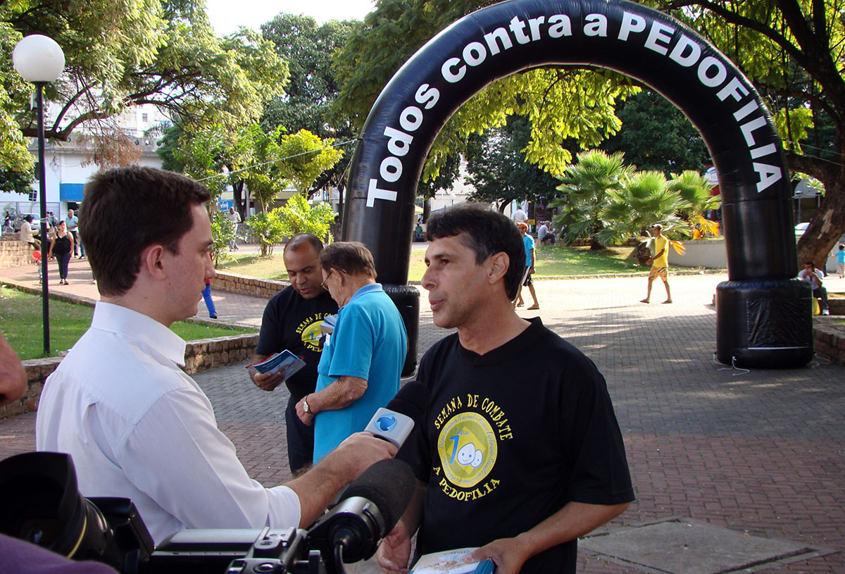 Deputado durante entrevista  Record News, em Rio Preto<a style='float:right;color:#ccc' href='https://www3.al.sp.gov.br/repositorio/noticia/05-2011/SEBASTIAOSANTOSpedoRECORD.jpg' target=_blank><i class='bi bi-zoom-in'></i> Clique para ver a imagem </a>
