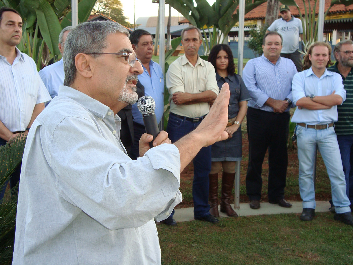 Pedro Tobias participa da cerimnia de abertura oficial da 36 edio da Grand Expo Bauru<a style='float:right;color:#ccc' href='https://www3.al.sp.gov.br/repositorio/noticia/08-2009/PEDROTOBIAS7AGO.jpg' target=_blank><i class='bi bi-zoom-in'></i> Clique para ver a imagem </a>