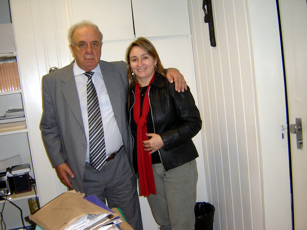 Vitor Sapienza e Marta Leo<a style='float:right;color:#ccc' href='https://www3.al.sp.gov.br/repositorio/noticia/08-2009/SAPIENZAVINHEDO2.jpg' target=_blank><i class='bi bi-zoom-in'></i> Clique para ver a imagem </a>