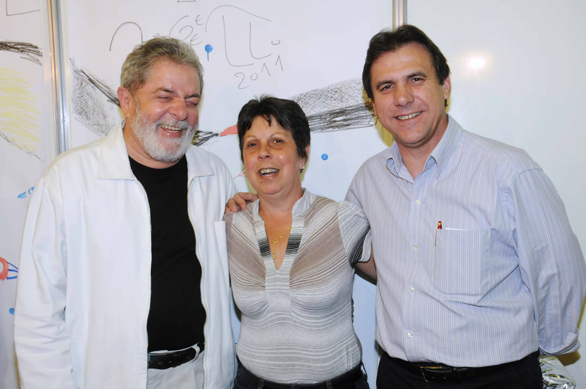 Lula, Ana do Carmo e Luiz Marinho<a style='float:right;color:#ccc' href='https://www3.al.sp.gov.br/repositorio/noticia/08-2011/ANACARMOFEIRA.jpg' target=_blank><i class='bi bi-zoom-in'></i> Clique para ver a imagem </a>