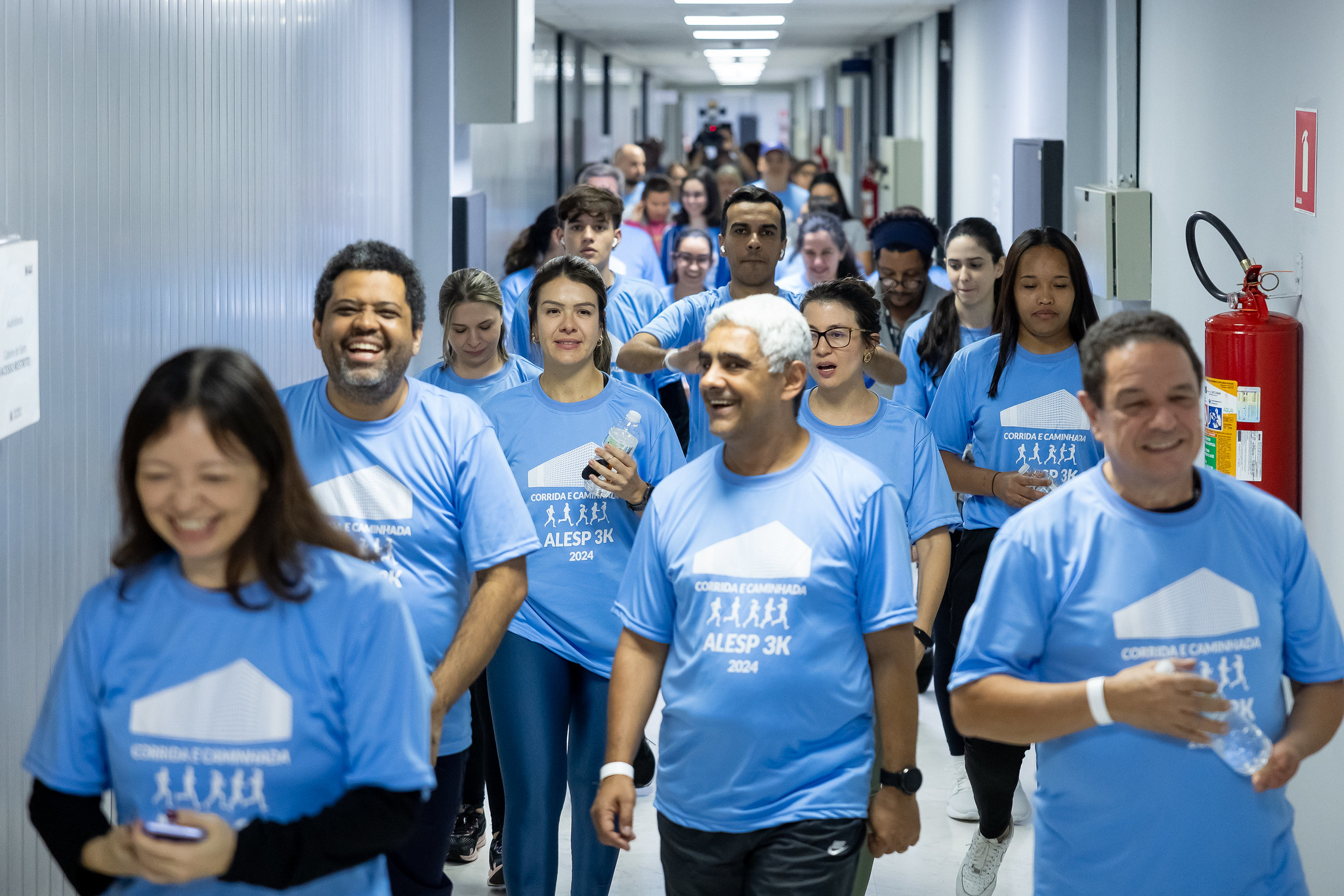 Evento reuniu de deputados a estagirios<a style='float:right;color:#ccc' href='https://www3.al.sp.gov.br/repositorio/noticia/I-08-2024/fg333765.jpg' target=_blank><i class='bi bi-zoom-in'></i> Clique para ver a imagem </a>