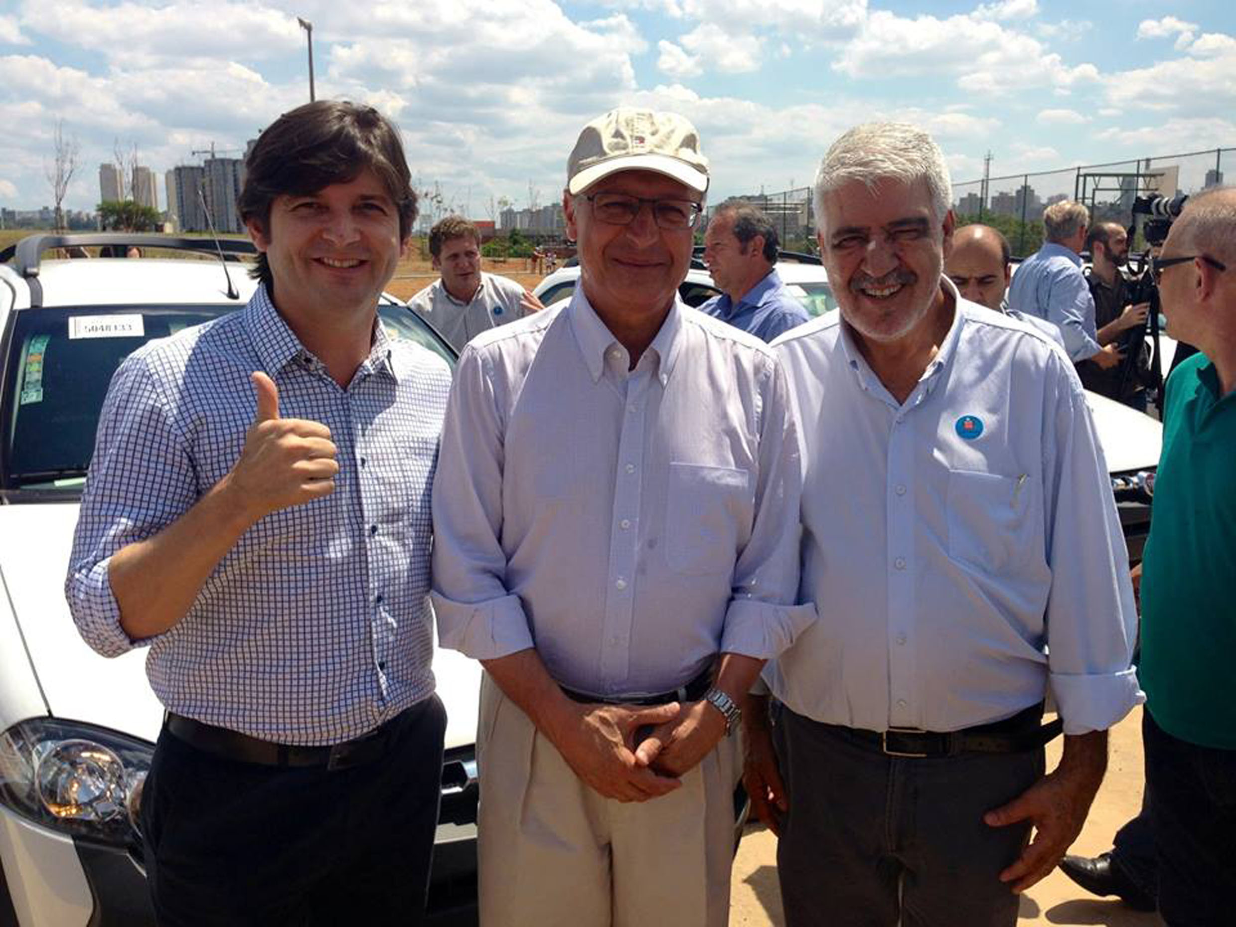 Andr do Prado, Geraldo Alckmin e Benedito Rafael<a style='float:right;color:#ccc' href='https://www3.al.sp.gov.br/repositorio/noticia/N-01-2014/fg157863.jpg' target=_blank><i class='bi bi-zoom-in'></i> Clique para ver a imagem </a>