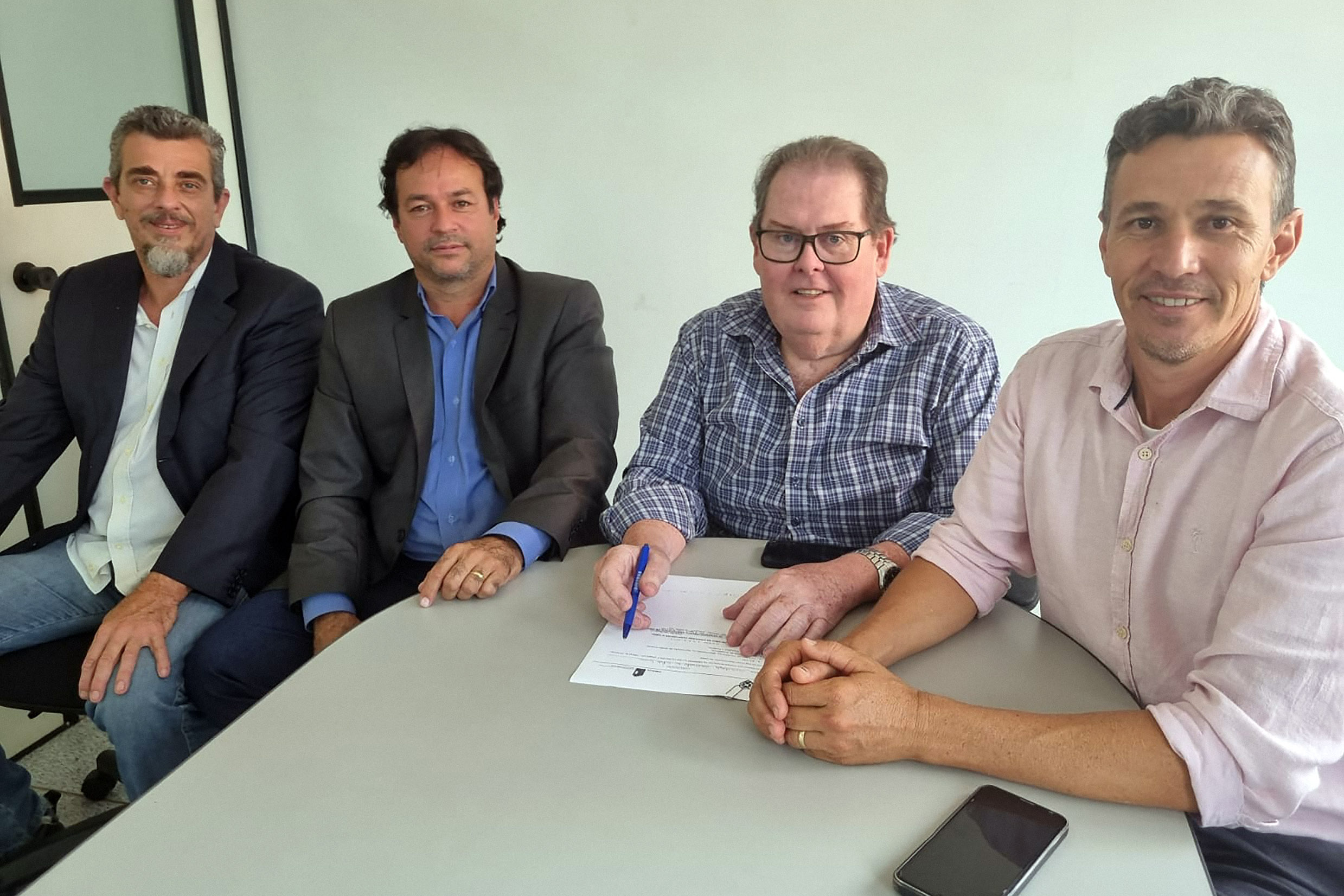 Roberto Morais <a style='float:right;color:#ccc' href='https://www3.al.sp.gov.br/repositorio/noticia/N-01-2023/fg294707.jpg' target=_blank><i class='bi bi-zoom-in'></i> Clique para ver a imagem </a>