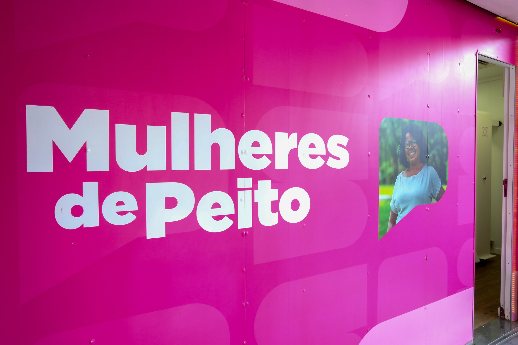 Mulheres de Peito<a style='float:right;color:#ccc' href='https://www3.al.sp.gov.br/repositorio/noticia/N-01-2025/fg339981.jpg' target=_blank><i class='bi bi-zoom-in'></i> Clique para ver a imagem </a>