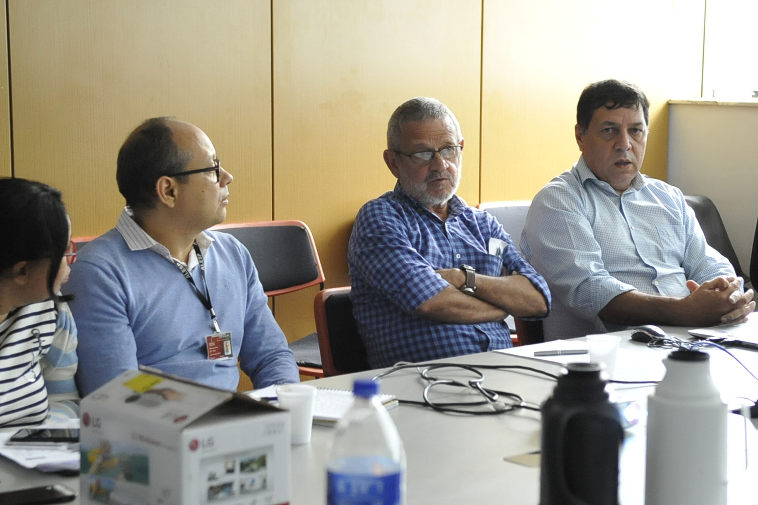 Encontro entre funcionrios das Assembleias Legislativas do Rio Grande do Norte e So Paulo <a style='float:right;color:#ccc' href='https://www3.al.sp.gov.br/repositorio/noticia/N-02-2020/fg246879.jpg' target=_blank><i class='bi bi-zoom-in'></i> Clique para ver a imagem </a>