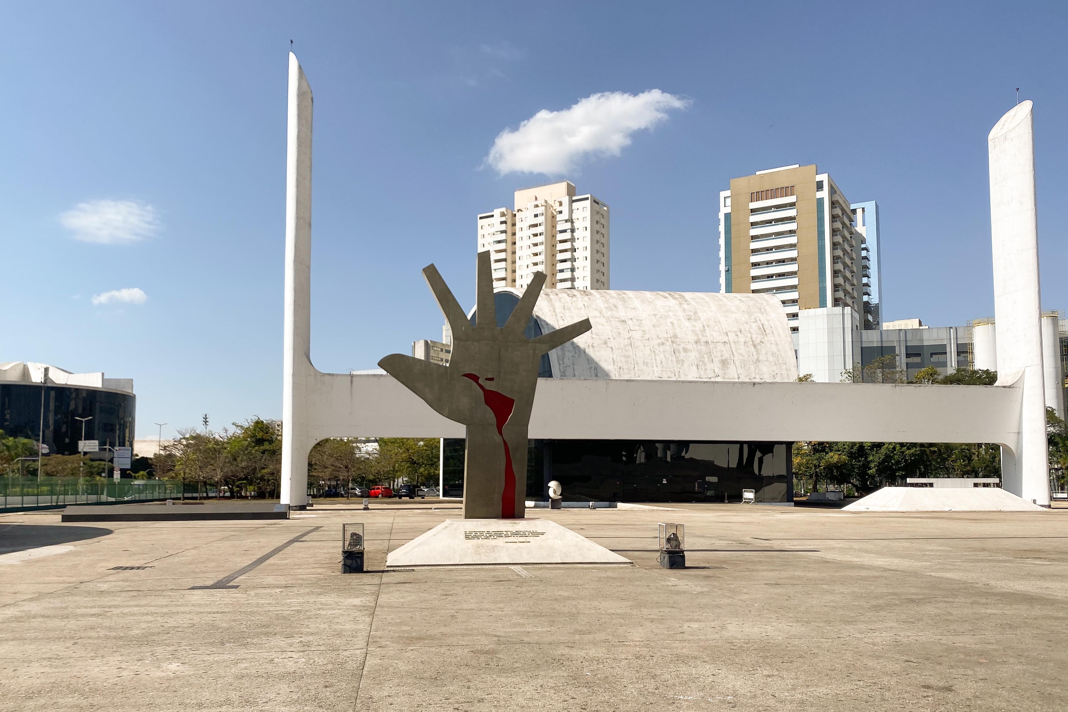 Memorial da Amrica Latina surgiu de Lei da Alesp<a style='float:right;color:#ccc' href='https://www3.al.sp.gov.br/repositorio/noticia/N-02-2025/fg340128.jpeg' target=_blank><i class='bi bi-zoom-in'></i> Clique para ver a imagem </a>