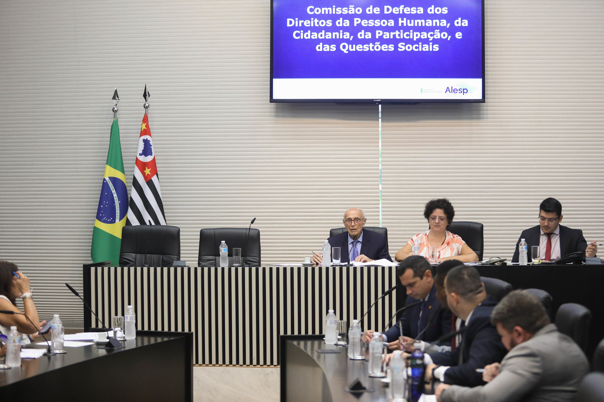 Comisso: pauta com cerca de 60 itens<a style='float:right;color:#ccc' href='https://www3.al.sp.gov.br/repositorio/noticia/N-02-2025/fg340735.jpg' target=_blank><i class='bi bi-zoom-in'></i> Clique para ver a imagem </a>