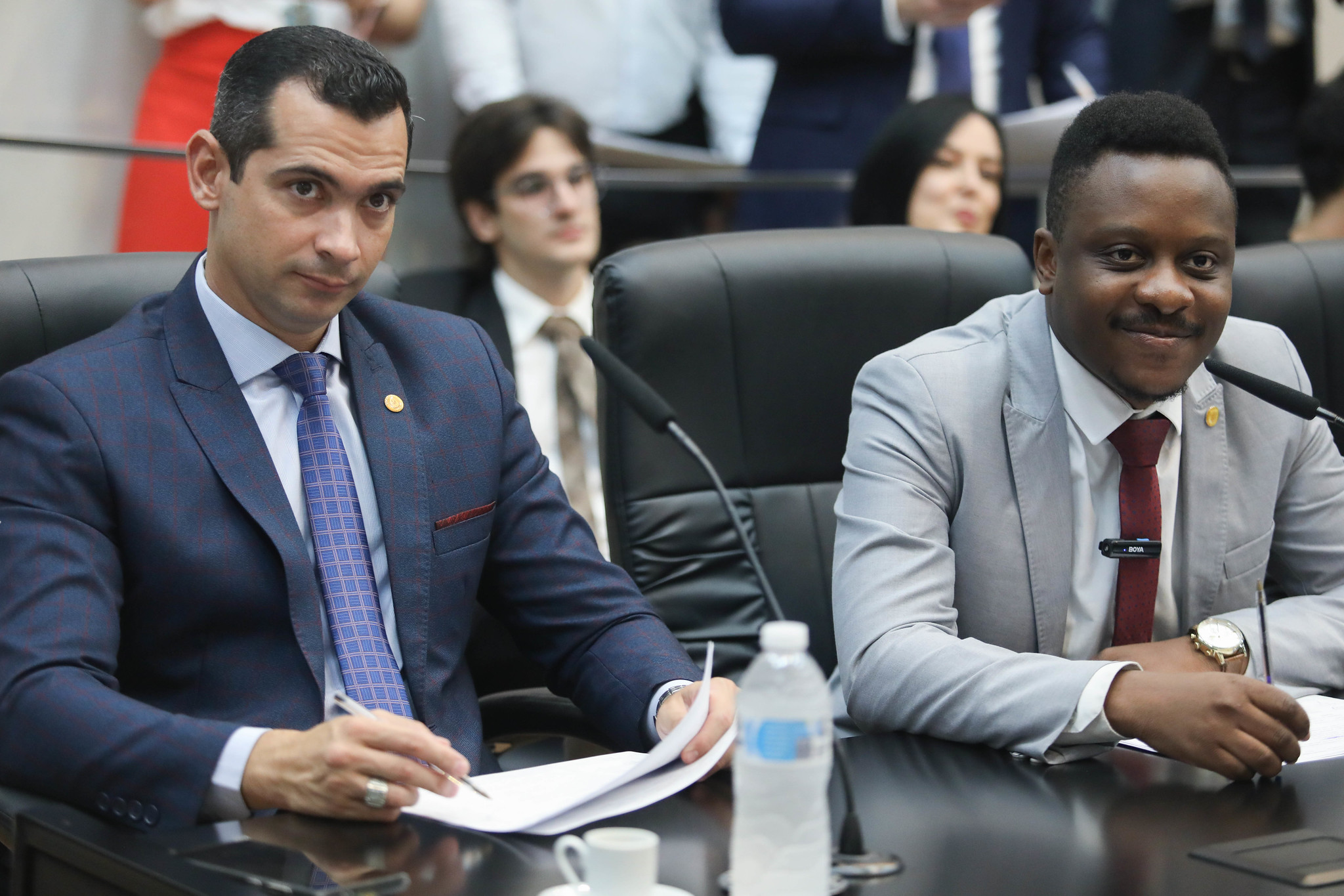 Dep. Capito Telhada e Guto Zacarias<a style='float:right;color:#ccc' href='https://www3.al.sp.gov.br/repositorio/noticia/N-02-2025/fg340737.jpg' target=_blank><i class='bi bi-zoom-in'></i> Clique para ver a imagem </a>