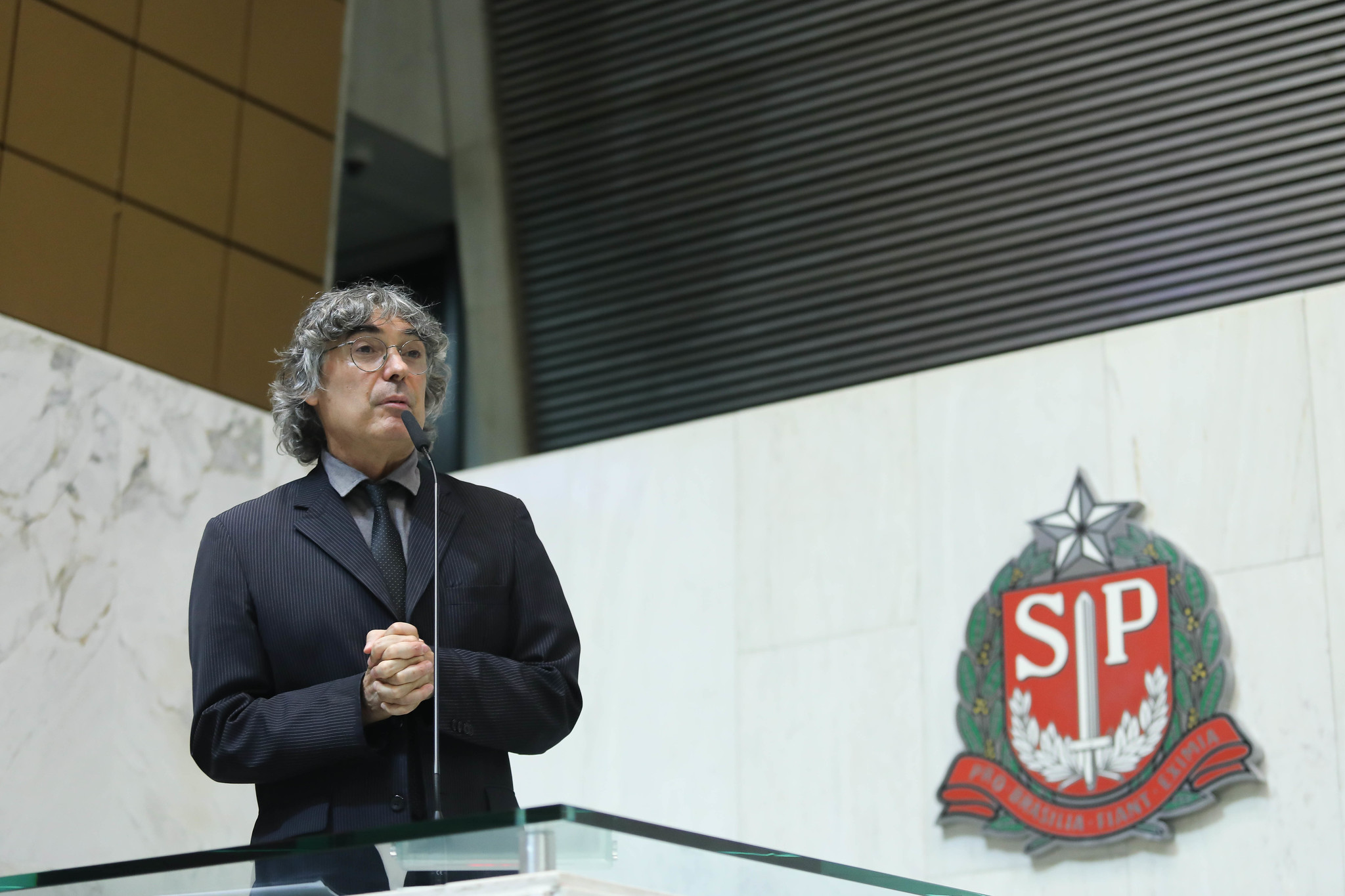 Dep. Carlos Giannazi: cmeras de segurana em sala<a style='float:right;color:#ccc' href='https://www3.al.sp.gov.br/repositorio/noticia/N-02-2025/fg340964.jpg' target=_blank><i class='bi bi-zoom-in'></i> Clique para ver a imagem </a>