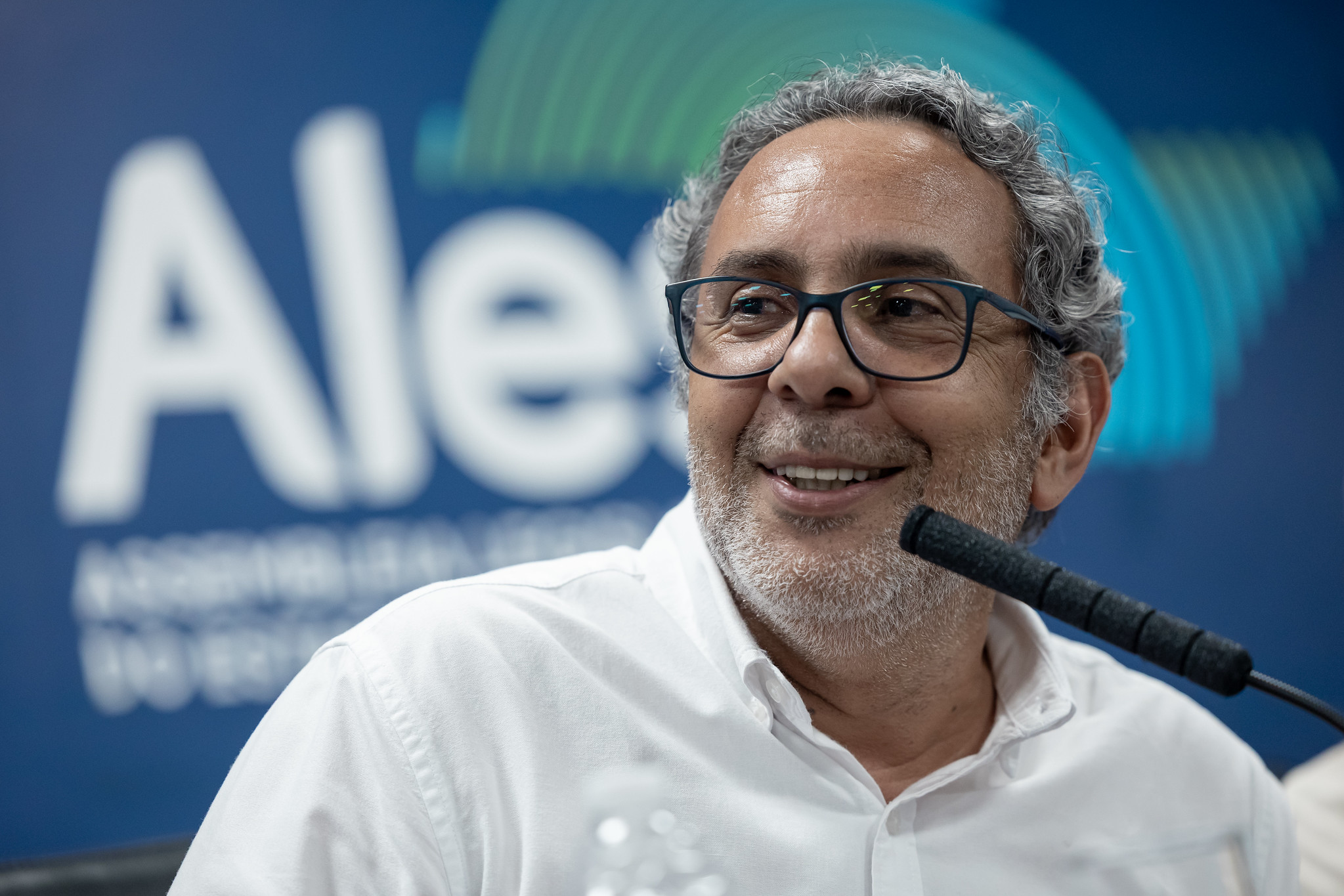 Rmulo Fernandes (PT): valorizao<a style='float:right;color:#ccc' href='https://www3.al.sp.gov.br/repositorio/noticia/N-02-2025/fg340966.jpg' target=_blank><i class='bi bi-zoom-in'></i> Clique para ver a imagem </a>