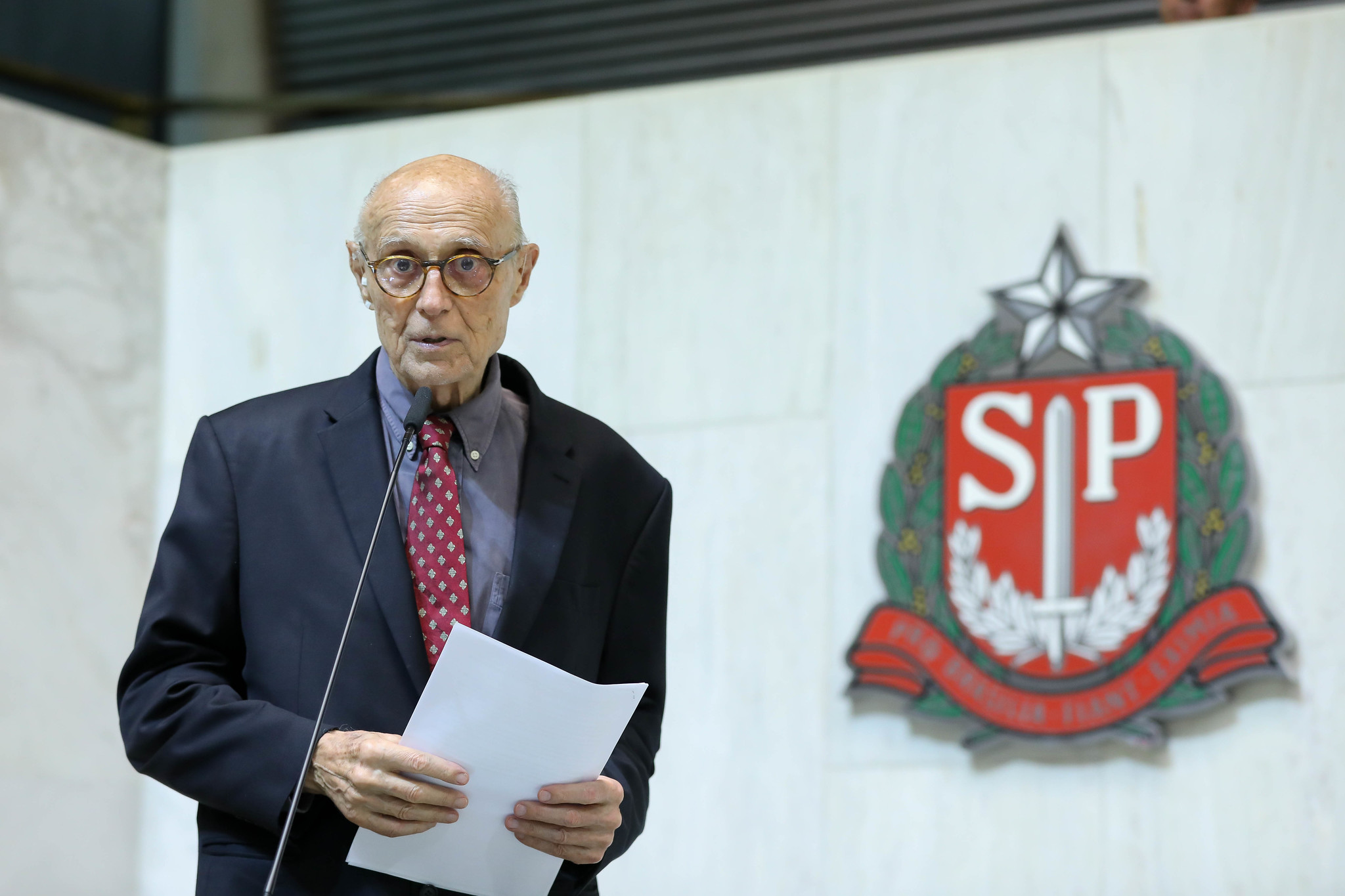 Dep. Eduardo Suplicy: sistema carcerrio<a style='float:right;color:#ccc' href='https://www3.al.sp.gov.br/repositorio/noticia/N-02-2025/fg341054.jpg' target=_blank><i class='bi bi-zoom-in'></i> Clique para ver a imagem </a>