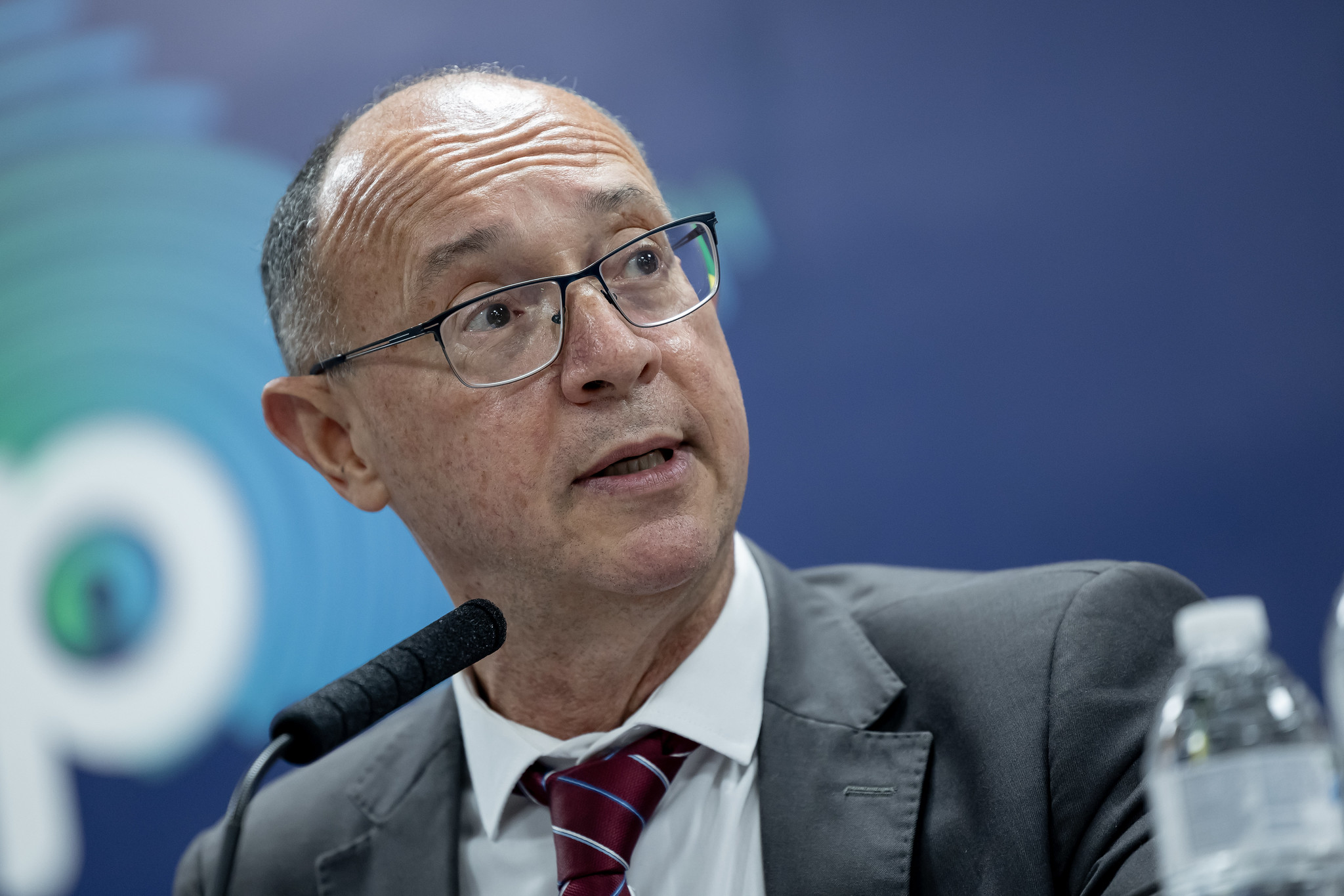 Evento foi presidido pelo dep. Paulo Fiorilo<a style='float:right;color:#ccc' href='https://www3.al.sp.gov.br/repositorio/noticia/N-02-2025/fg341105.jpg' target=_blank><i class='bi bi-zoom-in'></i> Clique para ver a imagem </a>