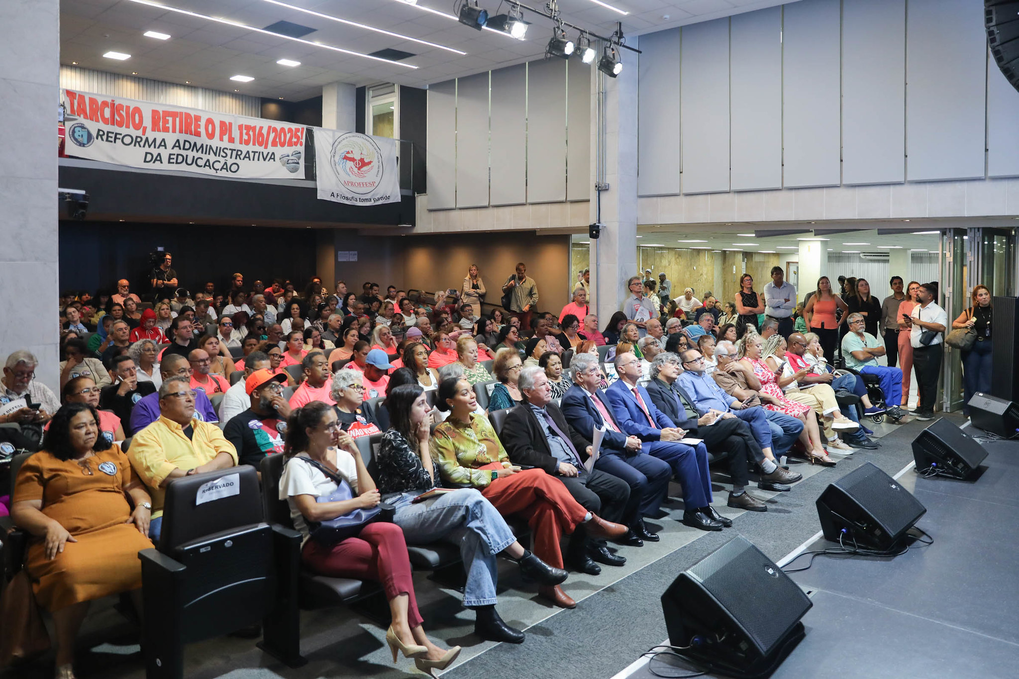 PL 1316/25 j� recebeu 14 emendas na Alesp<a style='float:right' href='https://www3.al.sp.gov.br/repositorio/noticia/N-02-2026/fg361043.jpg' target=_blank><img src='/_img/material-file-download-white.png' width='14px' alt='Clique para baixar a imagem'></a>