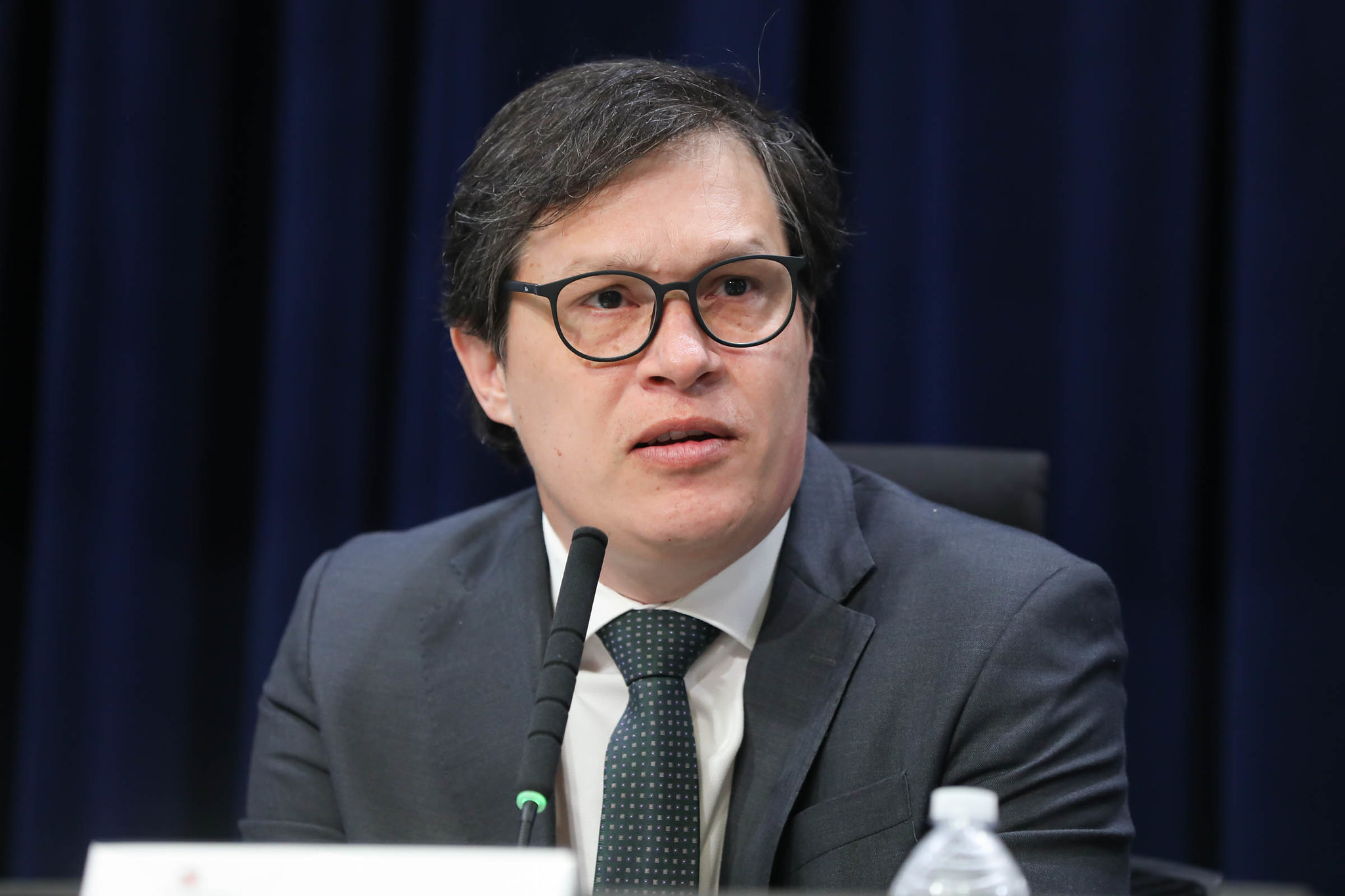 Neiva: combater absente�smo e regulamentar antigas<a style='float:right' href='https://www3.al.sp.gov.br/repositorio/noticia/N-02-2026/fg361044.jpg' target=_blank><img src='/_img/material-file-download-white.png' width='14px' alt='Clique para baixar a imagem'></a>