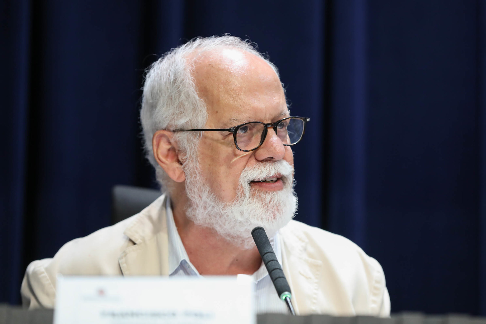 Poli: agrava condi��es prec�rias de trabalho<a style='float:right' href='https://www3.al.sp.gov.br/repositorio/noticia/N-02-2026/fg361047.jpg' target=_blank><img src='/_img/material-file-download-white.png' width='14px' alt='Clique para baixar a imagem'></a>