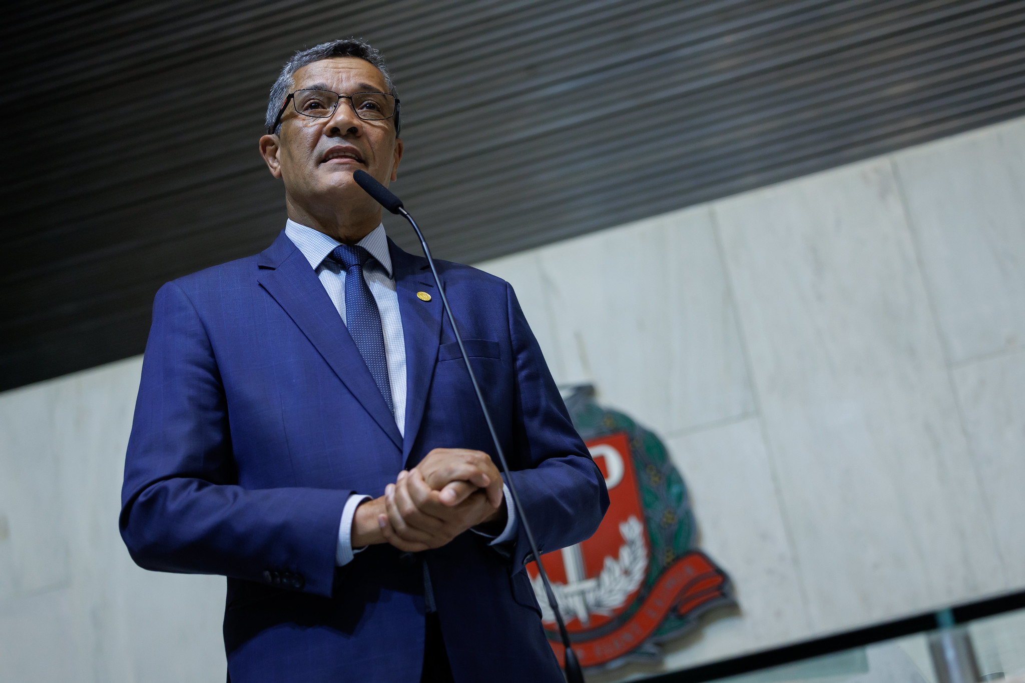 Reis (PT): Lei do Descongela e ato de policiais<a style='float:right' href='https://www3.al.sp.gov.br/repositorio/noticia/N-02-2026/fg361079.jpg' target=_blank><img src='/_img/material-file-download-white.png' width='14px' alt='Clique para baixar a imagem'></a>