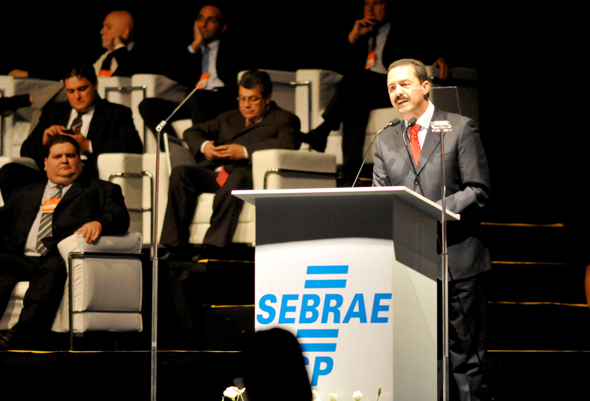 Itamar Borges representa o presidente do Legislativo paulista, Barros Munhoz  no evento<a style='float:right;color:#ccc' href='https://www3.al.sp.gov.br/repositorio/noticia/N-03-2012/fg87096.jpg' target=_blank><i class='bi bi-zoom-in'></i> Clique para ver a imagem </a>