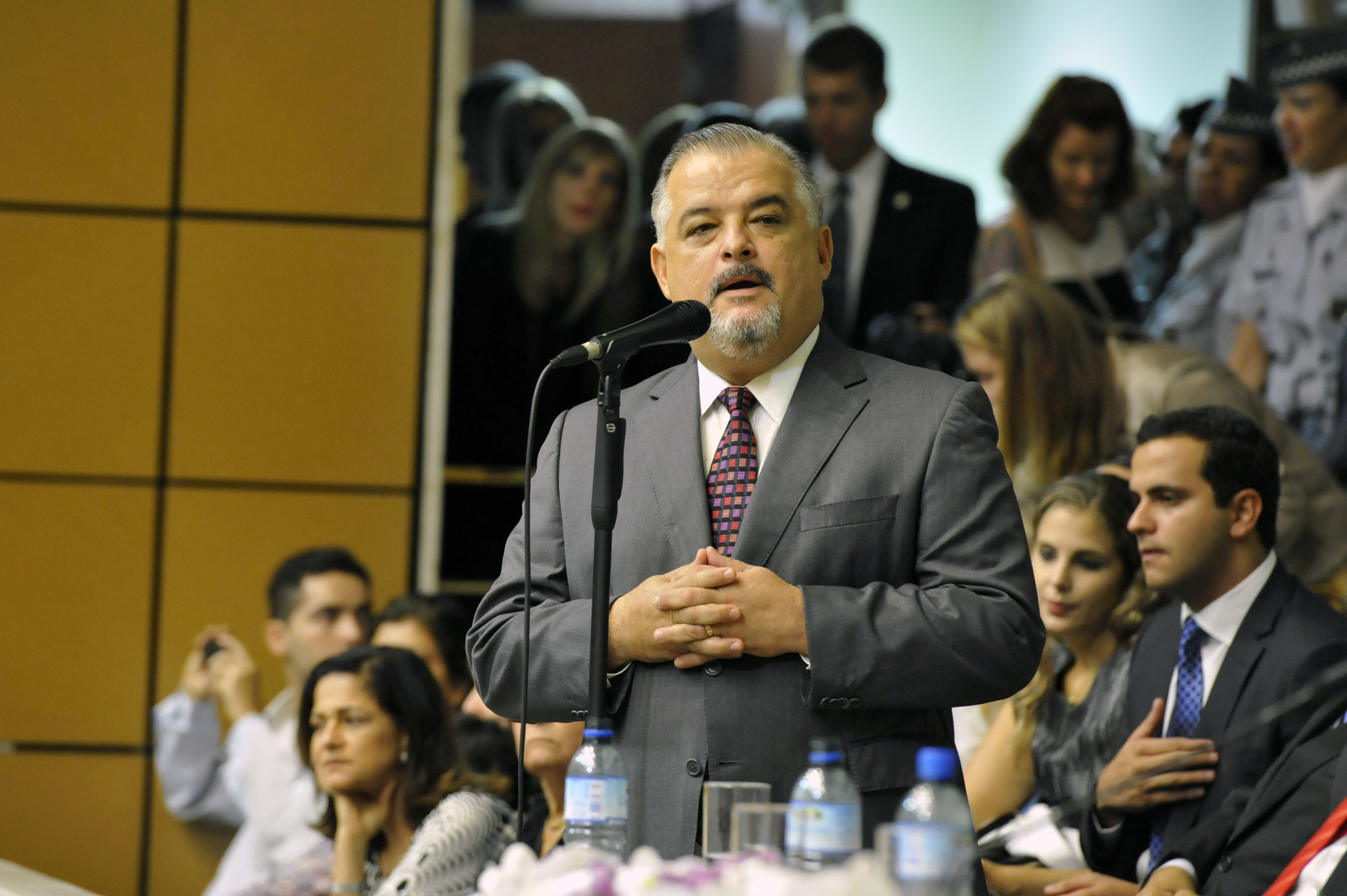O vice-governador Mrcio Frana<a style='float:right;color:#ccc' href='https://www3.al.sp.gov.br/repositorio/noticia/N-03-2015/fg168289.jpg' target=_blank><i class='bi bi-zoom-in'></i> Clique para ver a imagem </a>