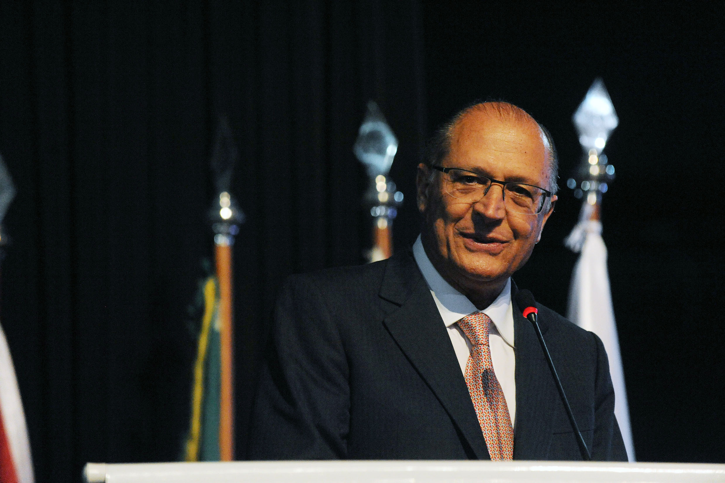 Governador Geraldo Alckmin<a style='float:right;color:#ccc' href='https://www3.al.sp.gov.br/repositorio/noticia/N-03-2016/fg186162.jpg' target=_blank><i class='bi bi-zoom-in'></i> Clique para ver a imagem </a>