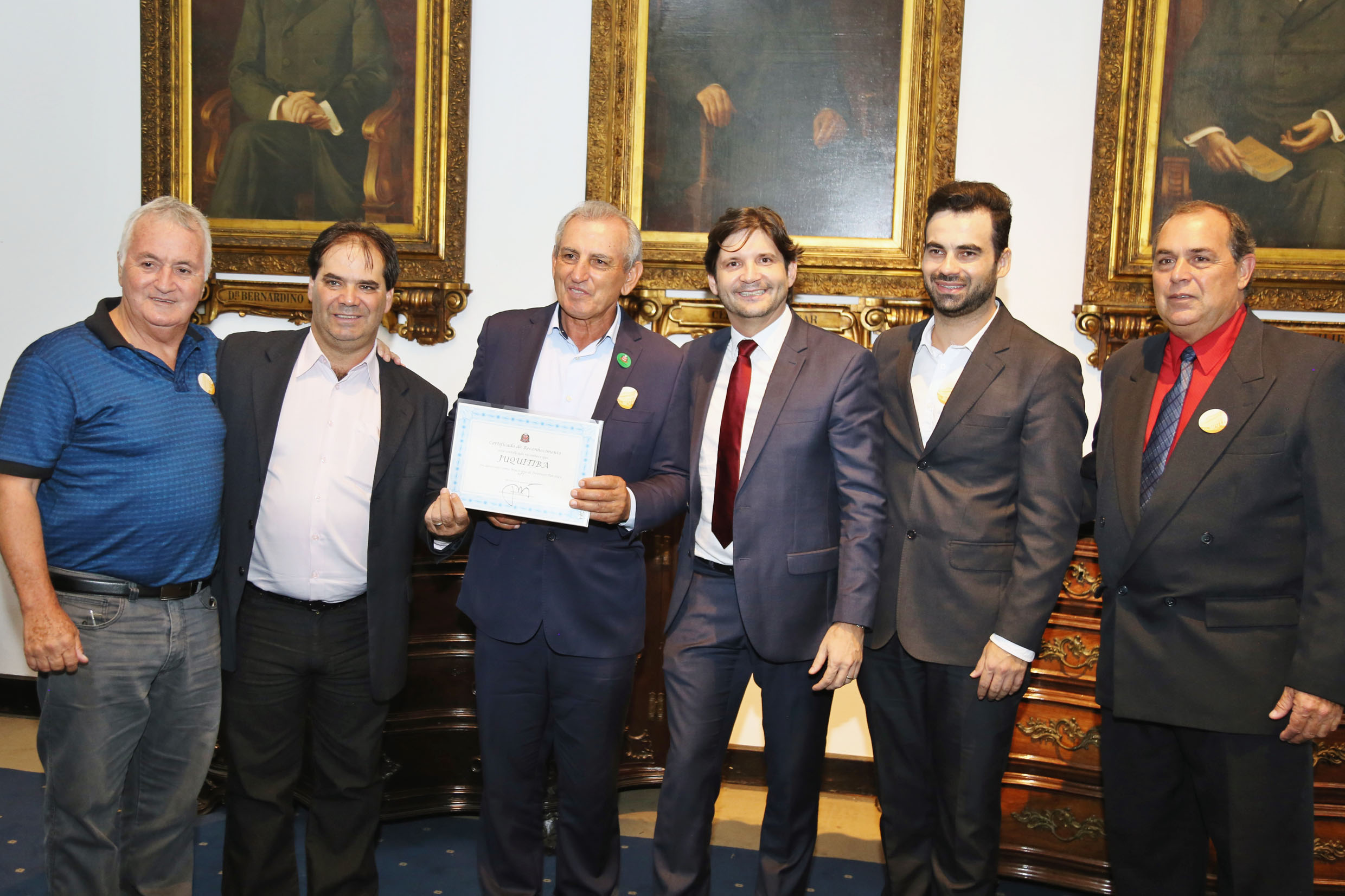 Andr do Prado (3  direita) <a style='float:right;color:#ccc' href='https://www3.al.sp.gov.br/repositorio/noticia/N-03-2019/fg231939.jpg' target=_blank><i class='bi bi-zoom-in'></i> Clique para ver a imagem </a>
