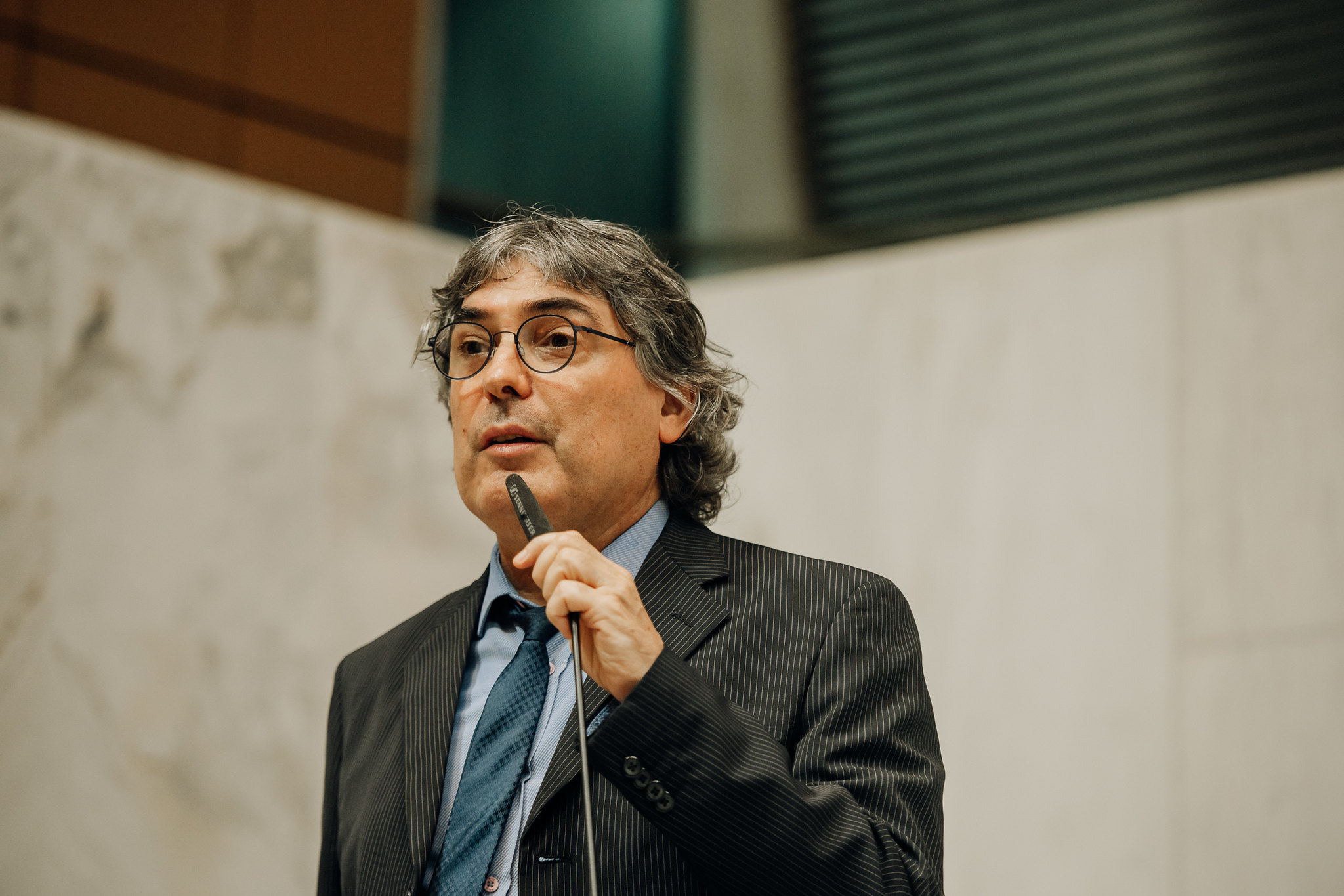 Deputado Carlos Giannazi <a style='float:right;color:#ccc' href='https://www3.al.sp.gov.br/repositorio/noticia/N-03-2023/fg297170.jpg' target=_blank><i class='bi bi-zoom-in'></i> Clique para ver a imagem </a>
