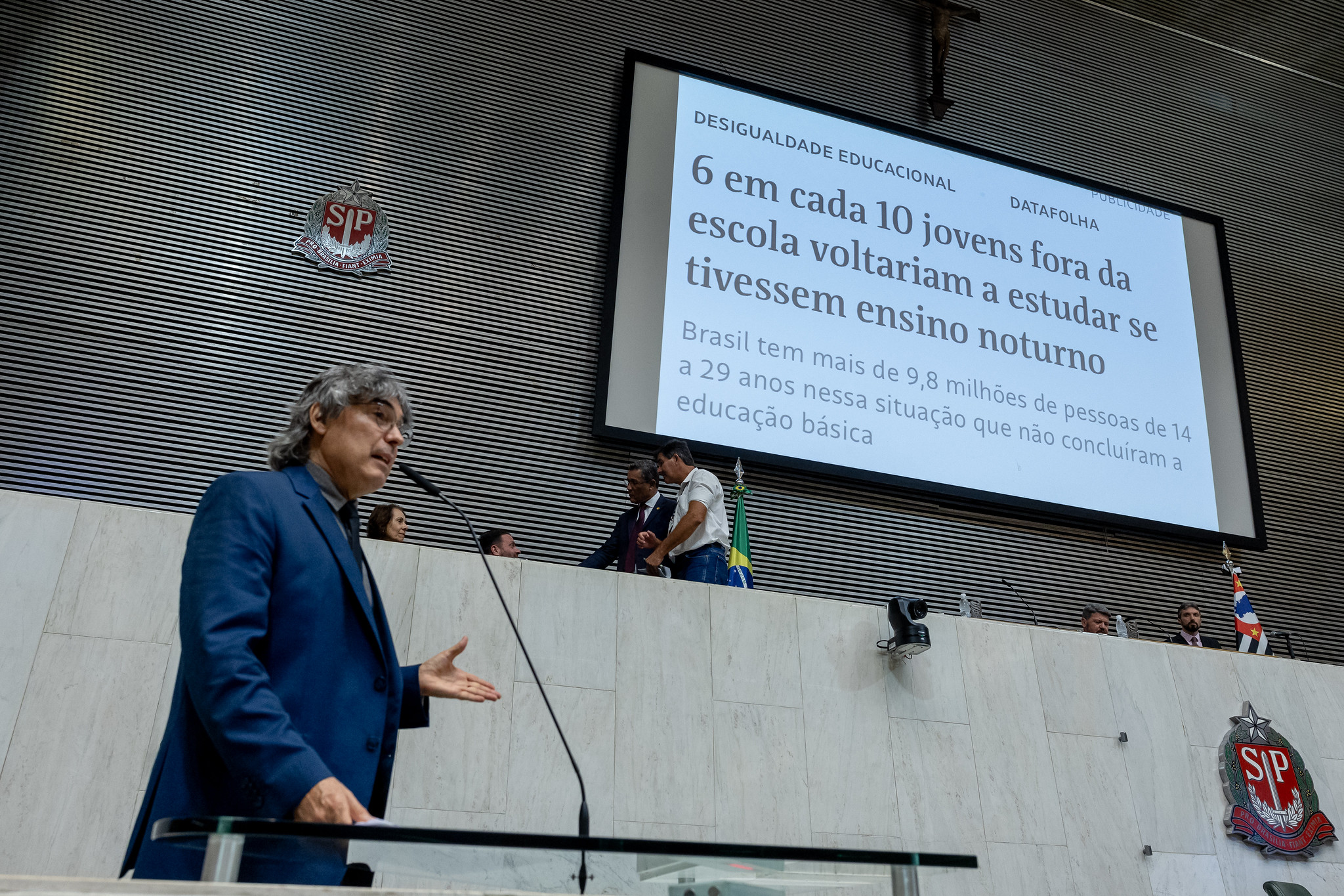 Dep. Carlos Giannazi (Psol)<a style='float:right;color:#ccc' href='https://www3.al.sp.gov.br/repositorio/noticia/N-03-2024/fg320422.jpg' target=_blank><i class='bi bi-zoom-in'></i> Clique para ver a imagem </a>