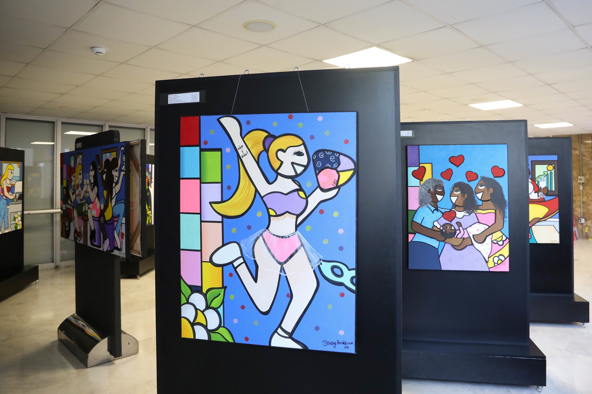 Exposio acontece no Espao Heris de 32<a style='float:right;color:#ccc' href='https://www3.al.sp.gov.br/repositorio/noticia/N-03-2025/fg341399.jpg' target=_blank><i class='bi bi-zoom-in'></i> Clique para ver a imagem </a>