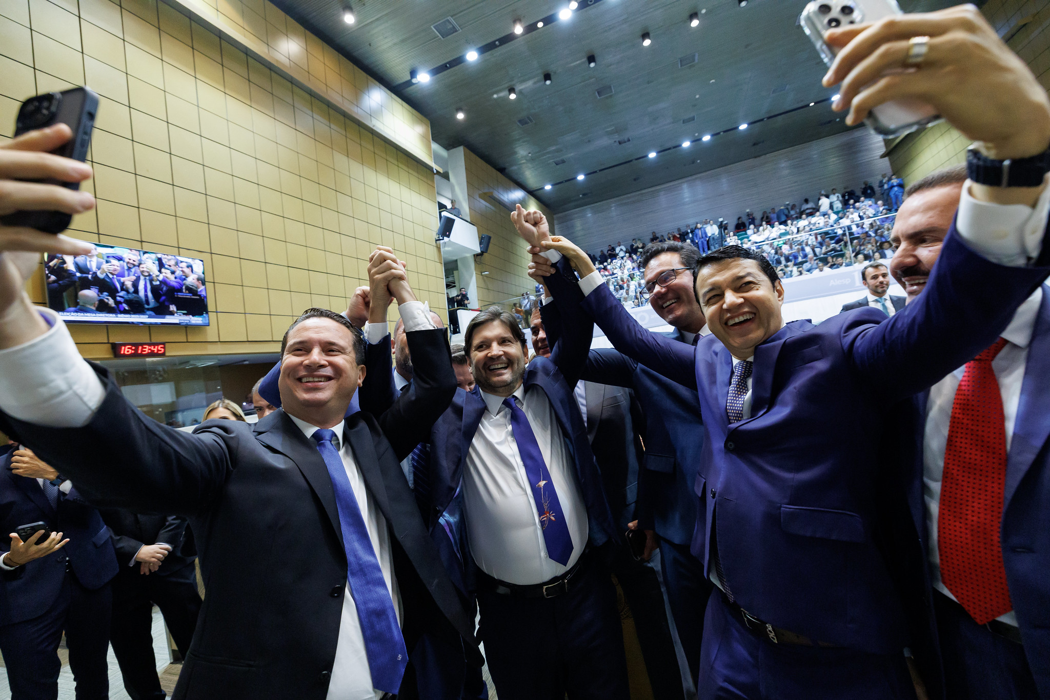 Andr do Prado recebeu 88 votos<a style='float:right;color:#ccc' href='https://www3.al.sp.gov.br/repositorio/noticia/N-03-2025/fg341780.jpg' target=_blank><i class='bi bi-zoom-in'></i> Clique para ver a imagem </a>