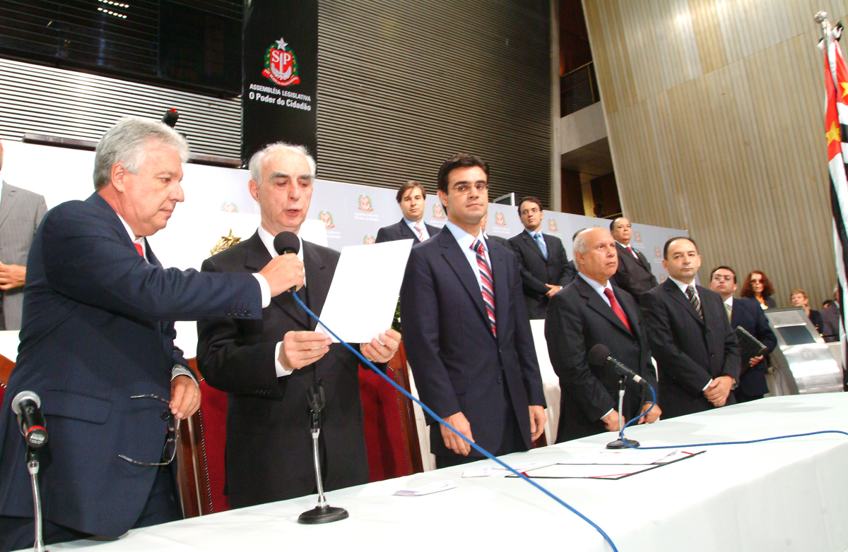 Lembo assumiu Executivo estadual em 2006<a style='float:right;color:#ccc' href='https://www3.al.sp.gov.br/repositorio/noticia/N-03-2025/fg341960.jpg' target=_blank><i class='bi bi-zoom-in'></i> Clique para ver a imagem </a>
