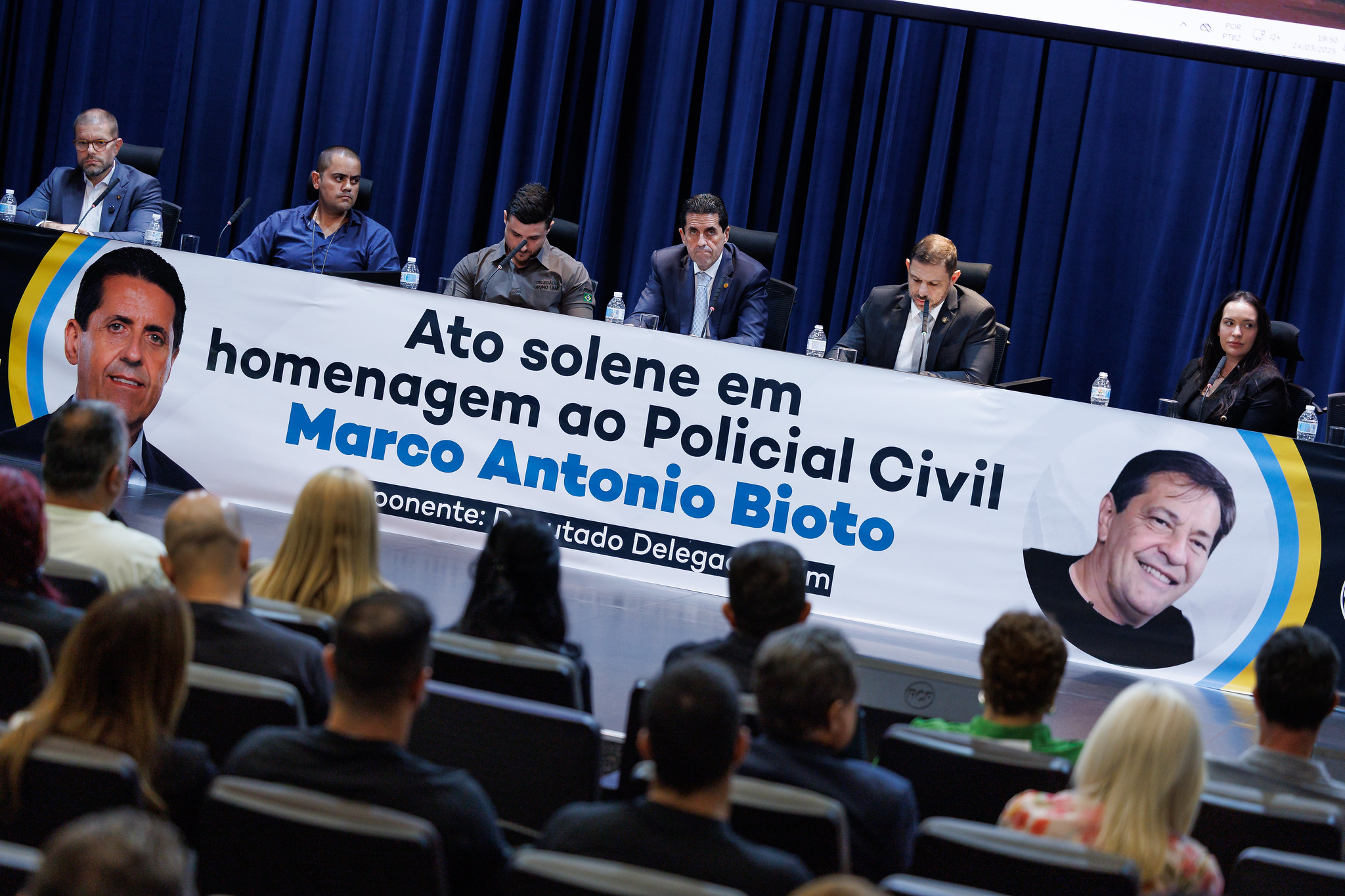 Policial civil  homenageado na Alesp<a style='float:right;color:#ccc' href='https://www3.al.sp.gov.br/repositorio/noticia/N-03-2025/fg342259.jpg' target=_blank><i class='bi bi-zoom-in'></i> Clique para ver a imagem </a>