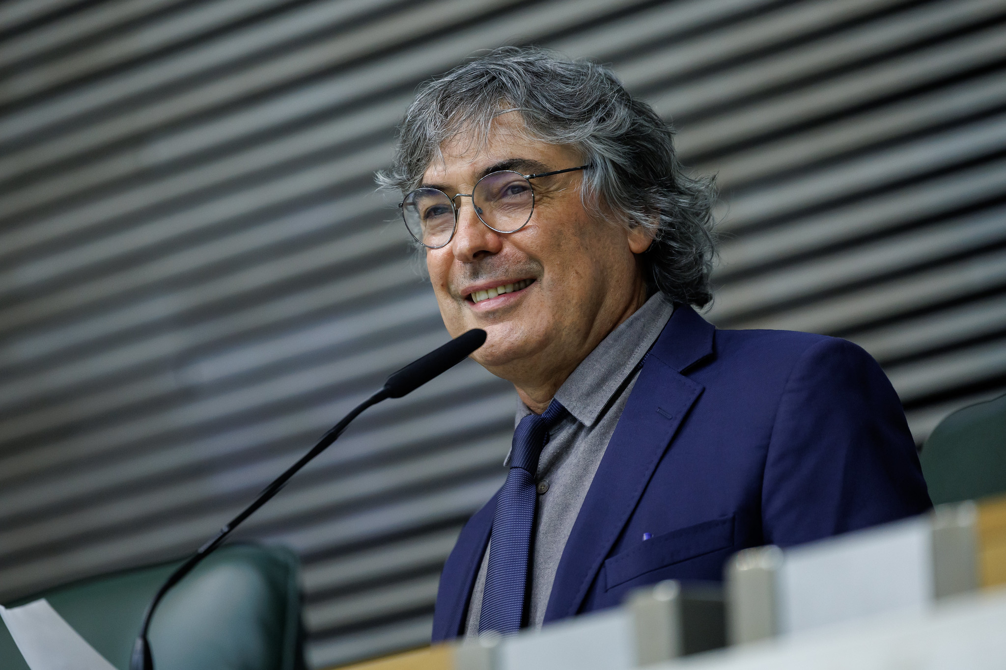 Dep. Carlos Giannazi (Psol)<a style='float:right;color:#ccc' href='https://www3.al.sp.gov.br/repositorio/noticia/N-03-2025/fg342269.jpg' target=_blank><i class='bi bi-zoom-in'></i> Clique para ver a imagem </a>