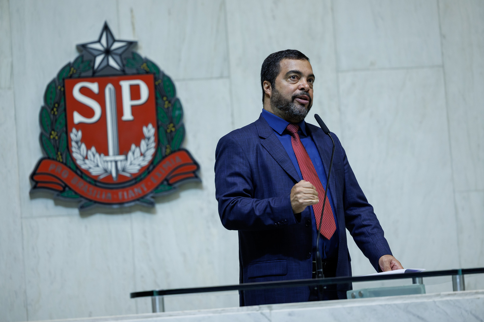 Dep. Luiz Claudio Marcolino (PT)<a style='float:right;color:#ccc' href='https://www3.al.sp.gov.br/repositorio/noticia/N-03-2025/fg342301.jpg' target=_blank><i class='bi bi-zoom-in'></i> Clique para ver a imagem </a>