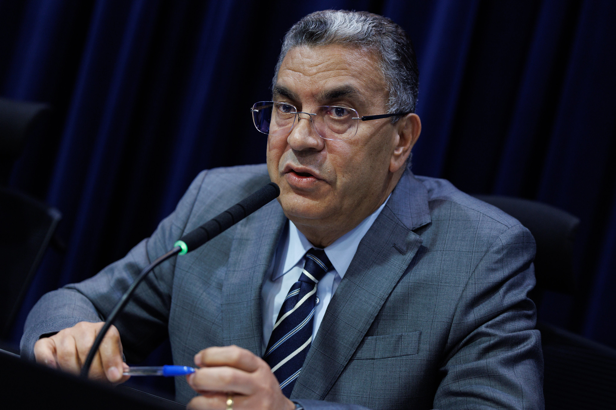 Gilmaci Santos: momento de ouvir a sociedade<a style='float:right' href='https://www3.al.sp.gov.br/repositorio/noticia/N-03-2026/fg361648.jpg' target=_blank><img src='/_img/material-file-download-white.png' width='14px' alt='Clique para baixar a imagem'></a>