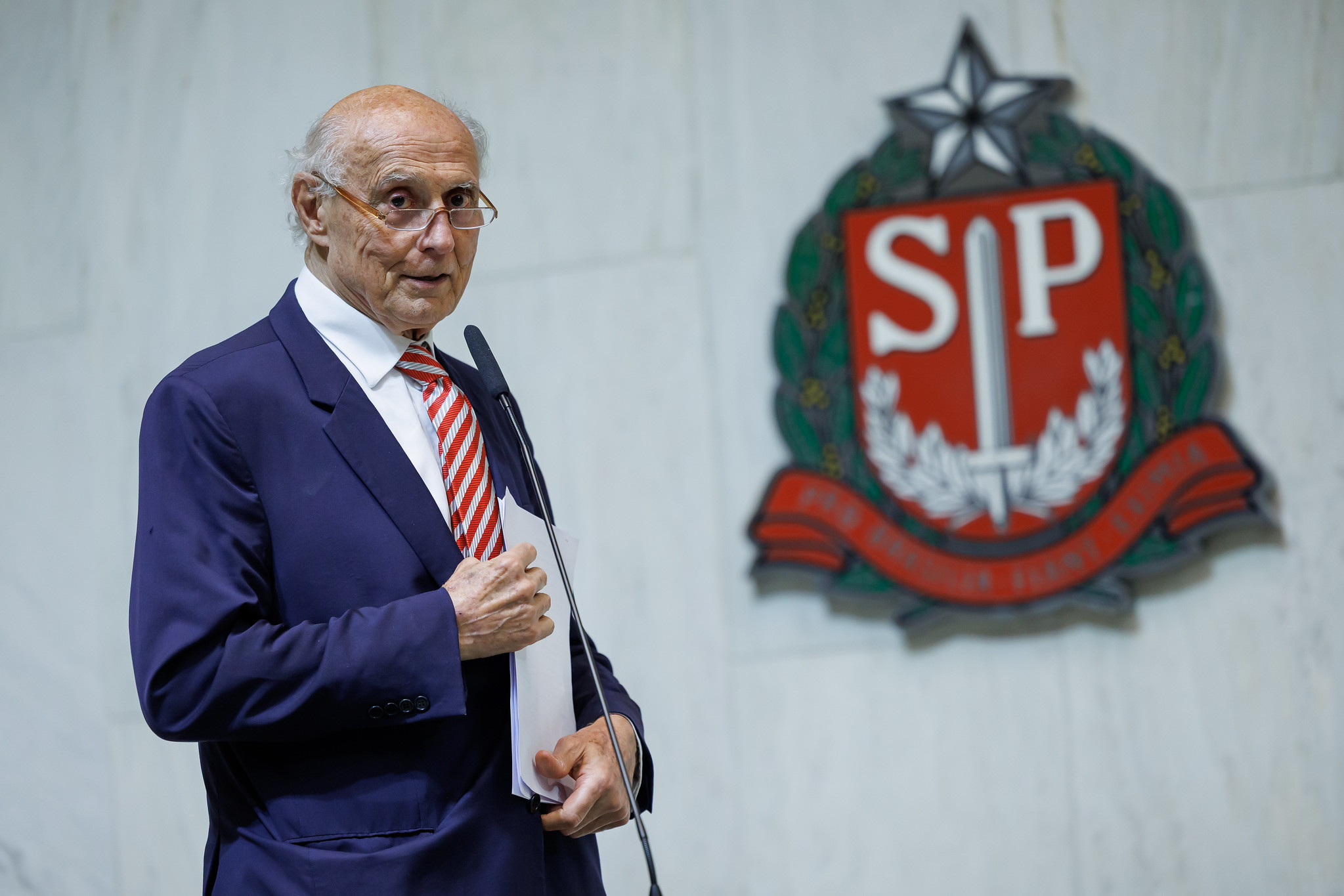 Eduardo Suplicy (PT)<a style='float:right;color:#ccc' href='https://www3.al.sp.gov.br/repositorio/noticia/N-03-2026/fg361779.jpg' target=_blank><i class='bi bi-zoom-in'></i> Clique para ver a imagem </a>