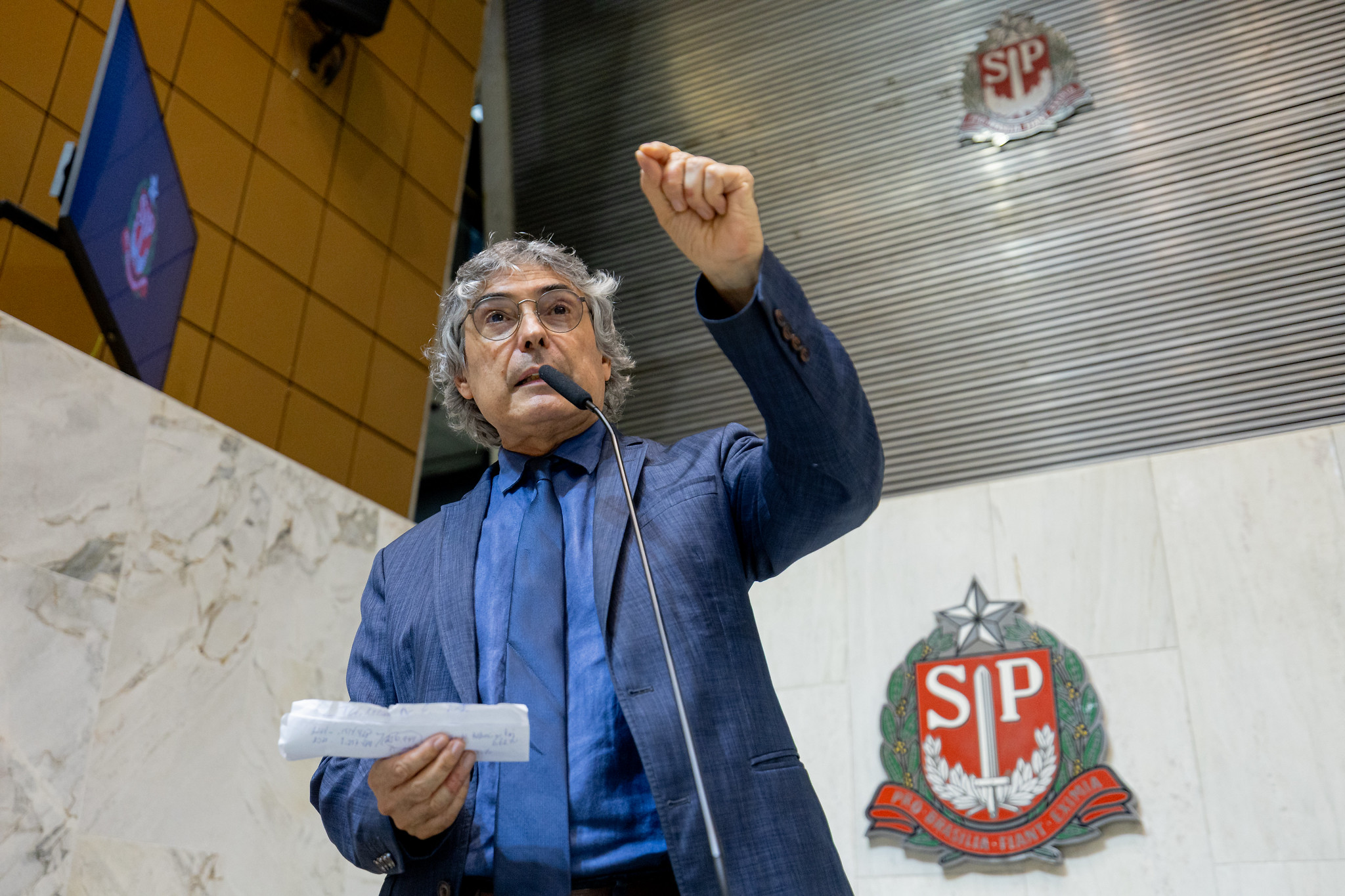 Dep. Carlos Giannazi (Psol)<a style='float:right;color:#ccc' href='https://www3.al.sp.gov.br/repositorio/noticia/N-03-2026/fg362142.jpg' target=_blank><i class='bi bi-zoom-in'></i> Clique para ver a imagem </a>