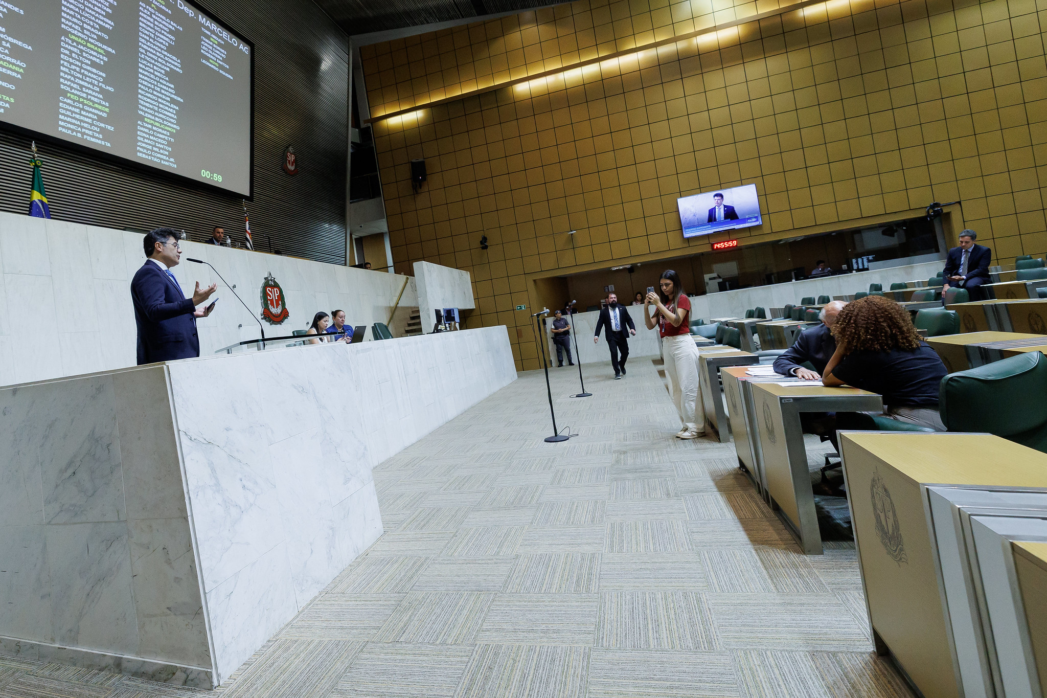 31a Sess�o Ordin�ria<a style='float:right' href='https://www3.al.sp.gov.br/repositorio/noticia/N-03-2026/fg362292.jpg' target=_blank><img src='/_img/material-file-download-white.png' width='14px' alt='Clique para baixar a imagem'></a>