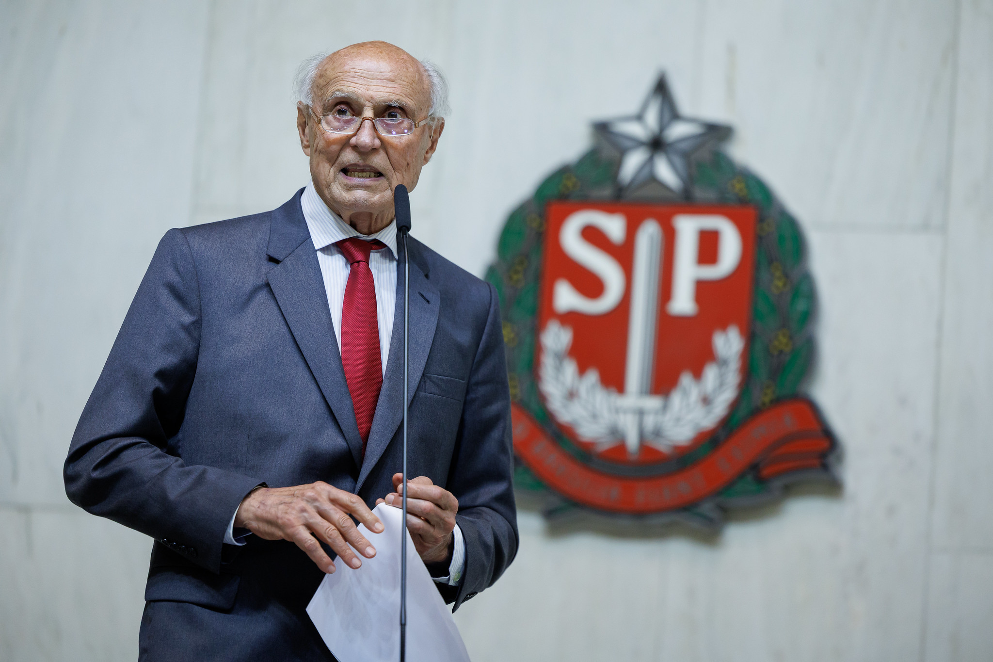Eduardo Suplicy (PT)<a style='float:right' href='https://www3.al.sp.gov.br/repositorio/noticia/N-03-2026/fg362296.jpg' target=_blank><img src='/_img/material-file-download-white.png' width='14px' alt='Clique para baixar a imagem'></a>