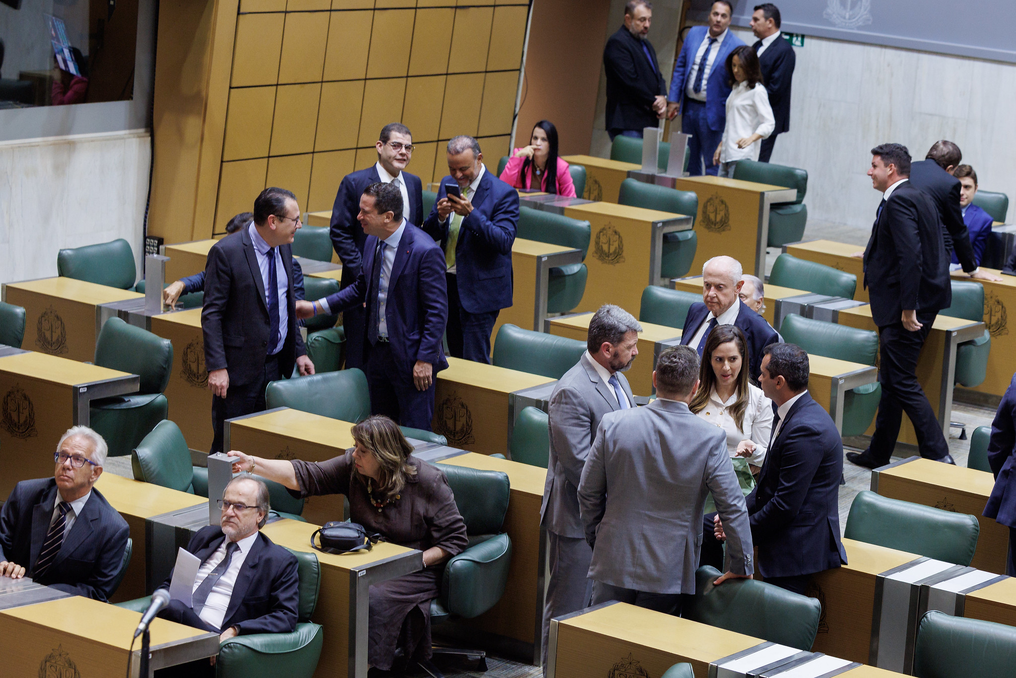 Montante pode chegar a R$ 15 bilh�es<a style='float:right' href='https://www3.al.sp.gov.br/repositorio/noticia/N-03-2026/fg362332.jpg' target=_blank><img src='/_img/material-file-download-white.png' width='14px' alt='Clique para baixar a imagem'></a>