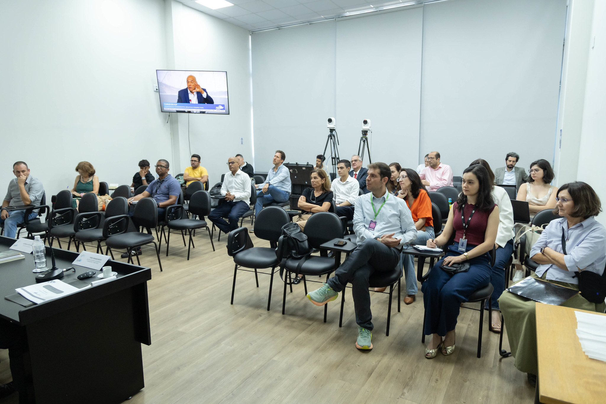 ILP (4a Aula): P�blico<a style='float:right;color:#ccc' href='https://www3.al.sp.gov.br/repositorio/noticia/N-03-2026/fg362429.jpg' target=_blank><i class='bi bi-zoom-in'></i> Clique para ver a imagem </a>