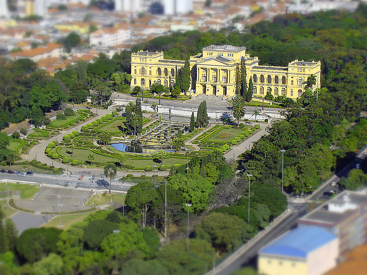 Museu Paulista<a style='float:right;color:#ccc' href='https://www3.al.sp.gov.br/repositorio/noticia/N-04-2012/fg87225.jpg' target=_blank><i class='bi bi-zoom-in'></i> Clique para ver a imagem </a>