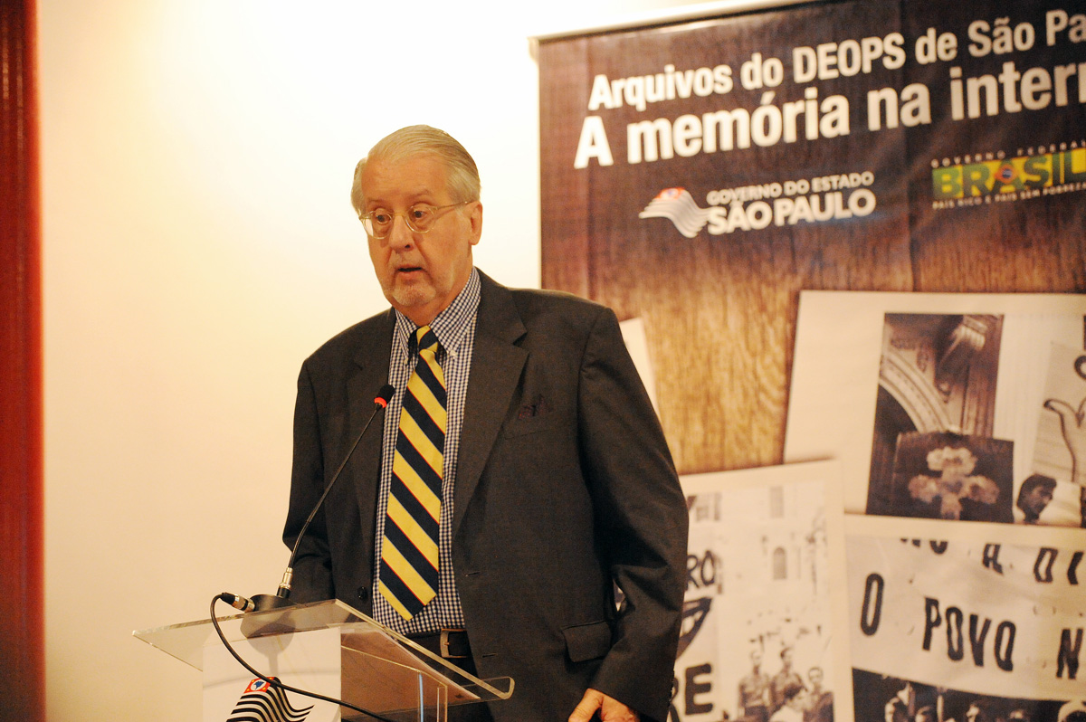Paulo Srgio Pinheiro, presidente da Comisso Nacional da Verdade<a style='float:right;color:#ccc' href='https://www3.al.sp.gov.br/repositorio/noticia/N-04-2013/fg123121.jpg' target=_blank><i class='bi bi-zoom-in'></i> Clique para ver a imagem </a>