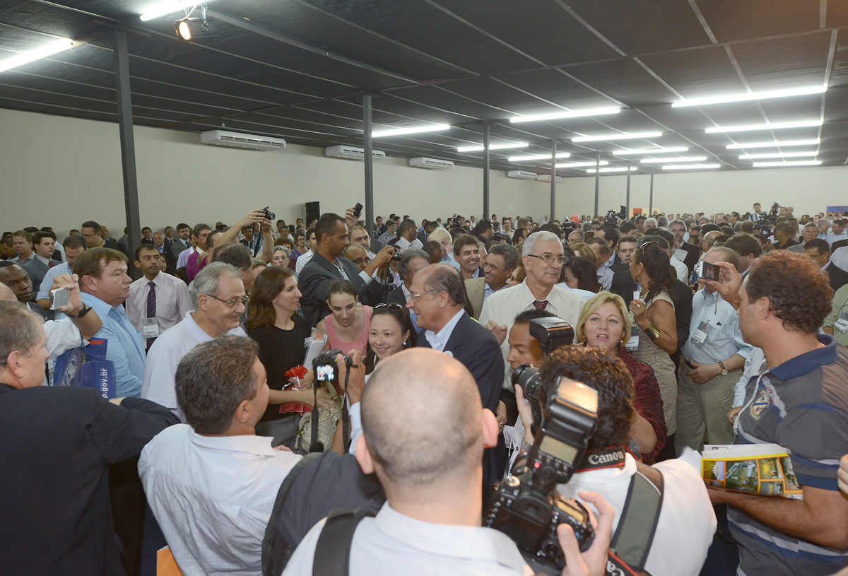.<a style='float:right;color:#ccc' href='https://www3.al.sp.gov.br/repositorio/noticia/N-04-2013/fg123312.jpg' target=_blank><i class='bi bi-zoom-in'></i> Clique para ver a imagem </a>
