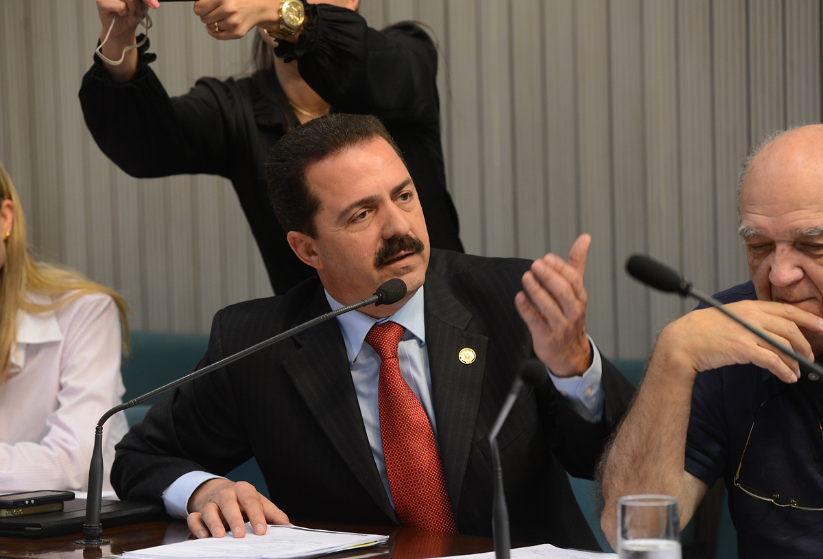 Itamar Borges <a style='float:right;color:#ccc' href='https://www3.al.sp.gov.br/repositorio/noticia/N-04-2013/fg124118.jpg' target=_blank><i class='bi bi-zoom-in'></i> Clique para ver a imagem </a>