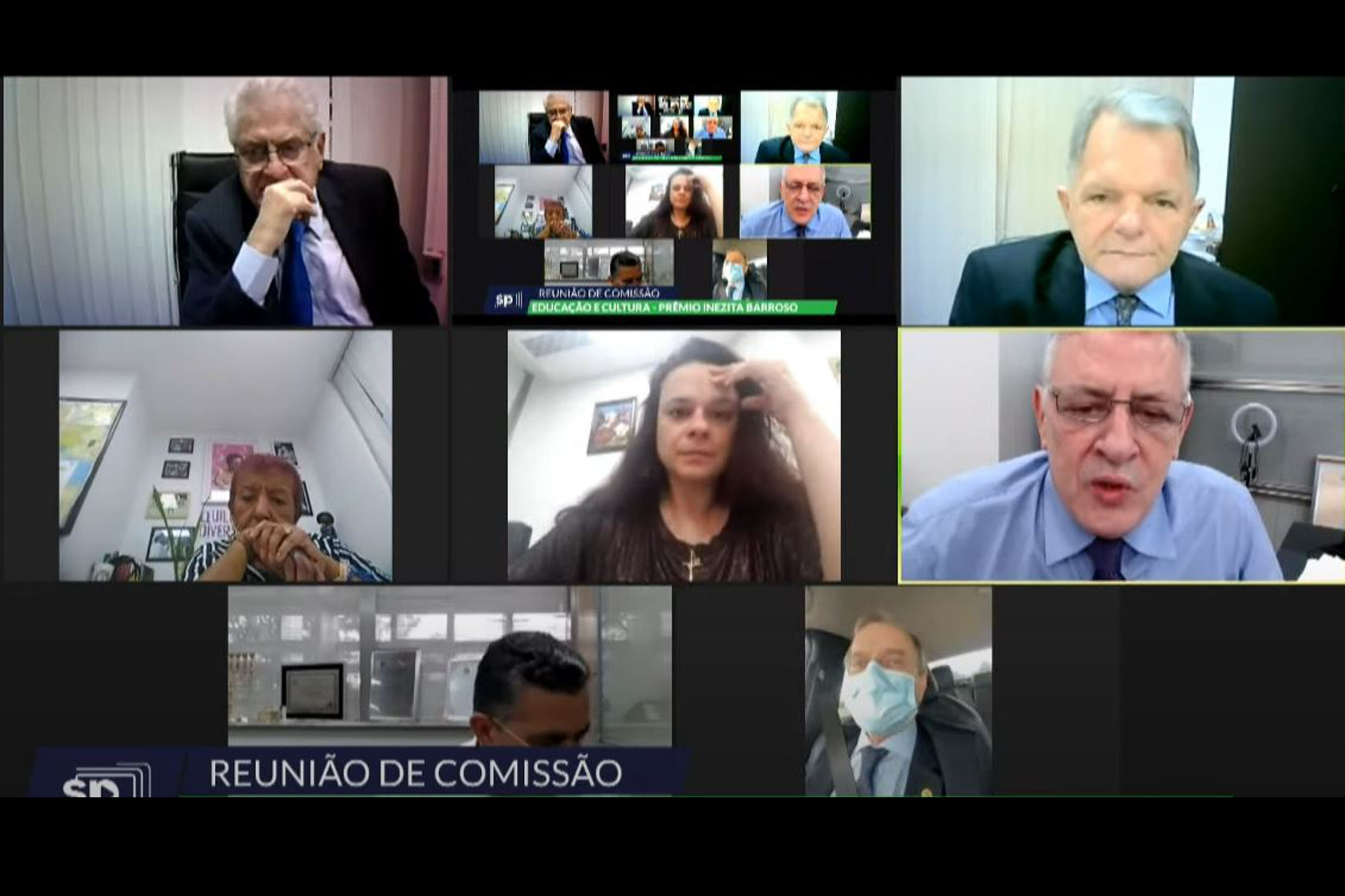 Comissão de Educação em ambiente virtual<a style='float:right;color:#ccc' href='https://www3.al.sp.gov.br/repositorio/noticia/N-04-2022/fg285748.jpg' target=_blank><i class='bi bi-zoom-in'></i> Clique para ver a imagem </a>