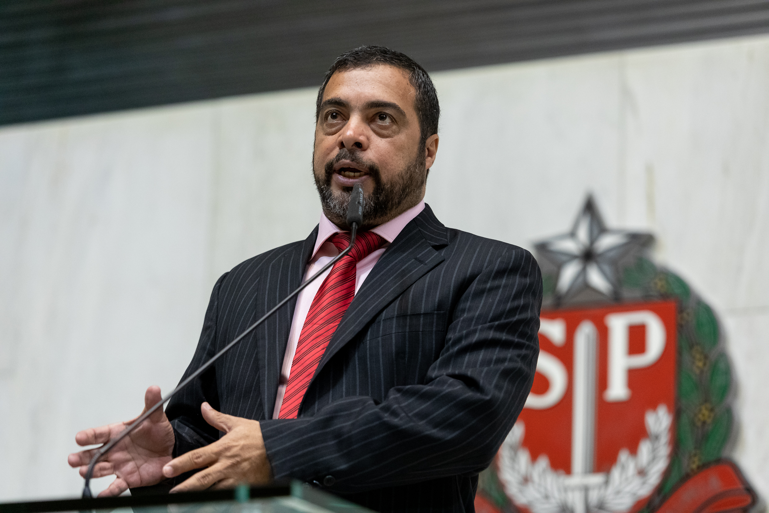 Marcolino no Expediente da 16 Sesso Ordinria<a style='float:right;color:#ccc' href='https://www3.al.sp.gov.br/repositorio/noticia/N-04-2023/fg298205.jpg' target=_blank><i class='bi bi-zoom-in'></i> Clique para ver a imagem </a>